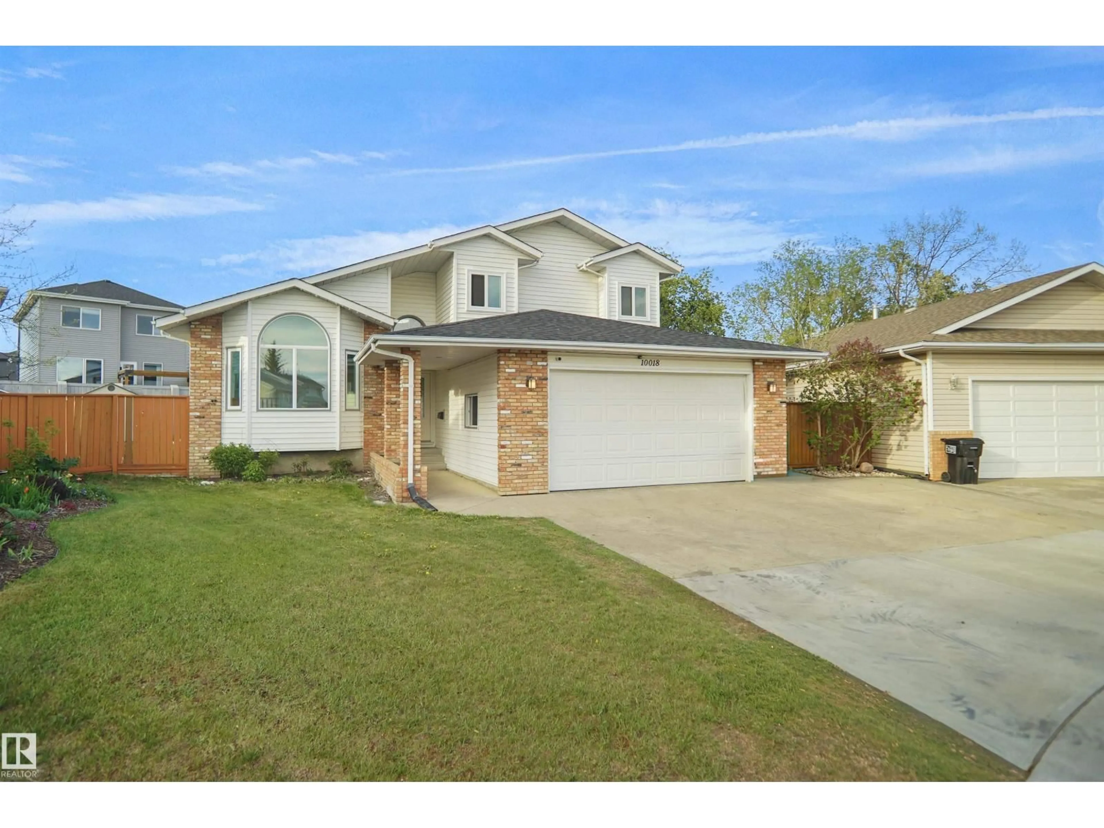 Home with brick exterior material, street for 10018 173 AV, Edmonton Alberta T5X3X9