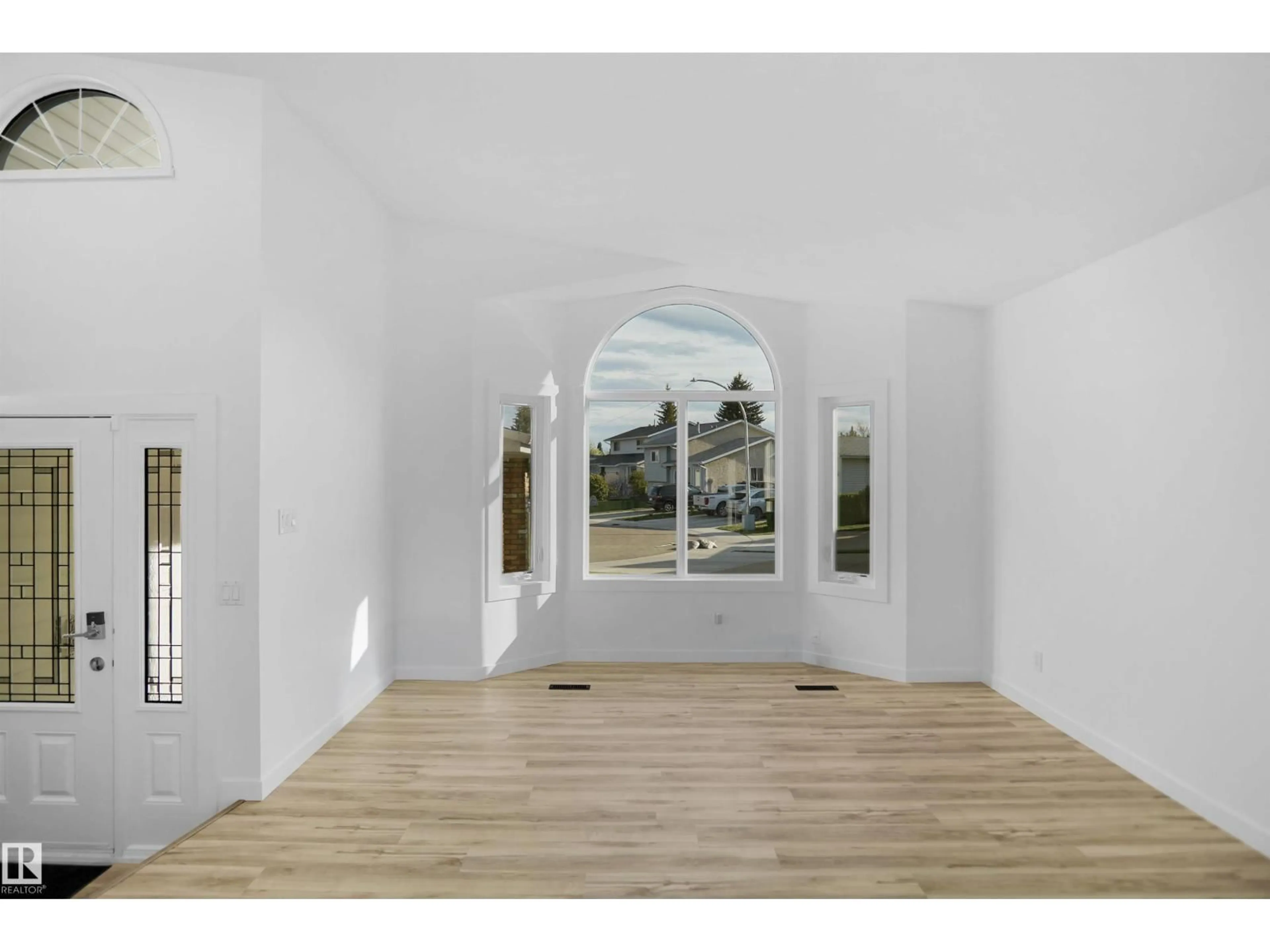 Unknown for 10018 173 AV, Edmonton Alberta T5X3X9