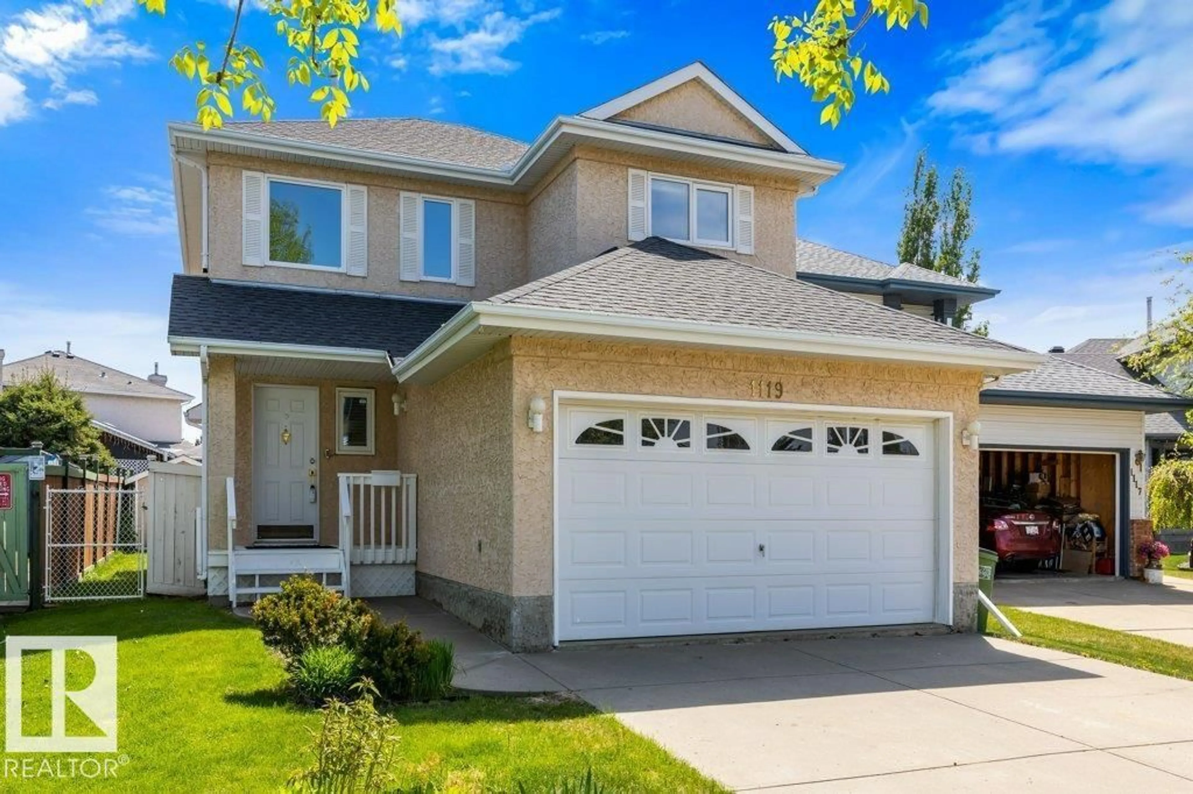 Home with vinyl exterior material, street for 1119 POTTER GREENS NW, Edmonton Alberta T5T6A5