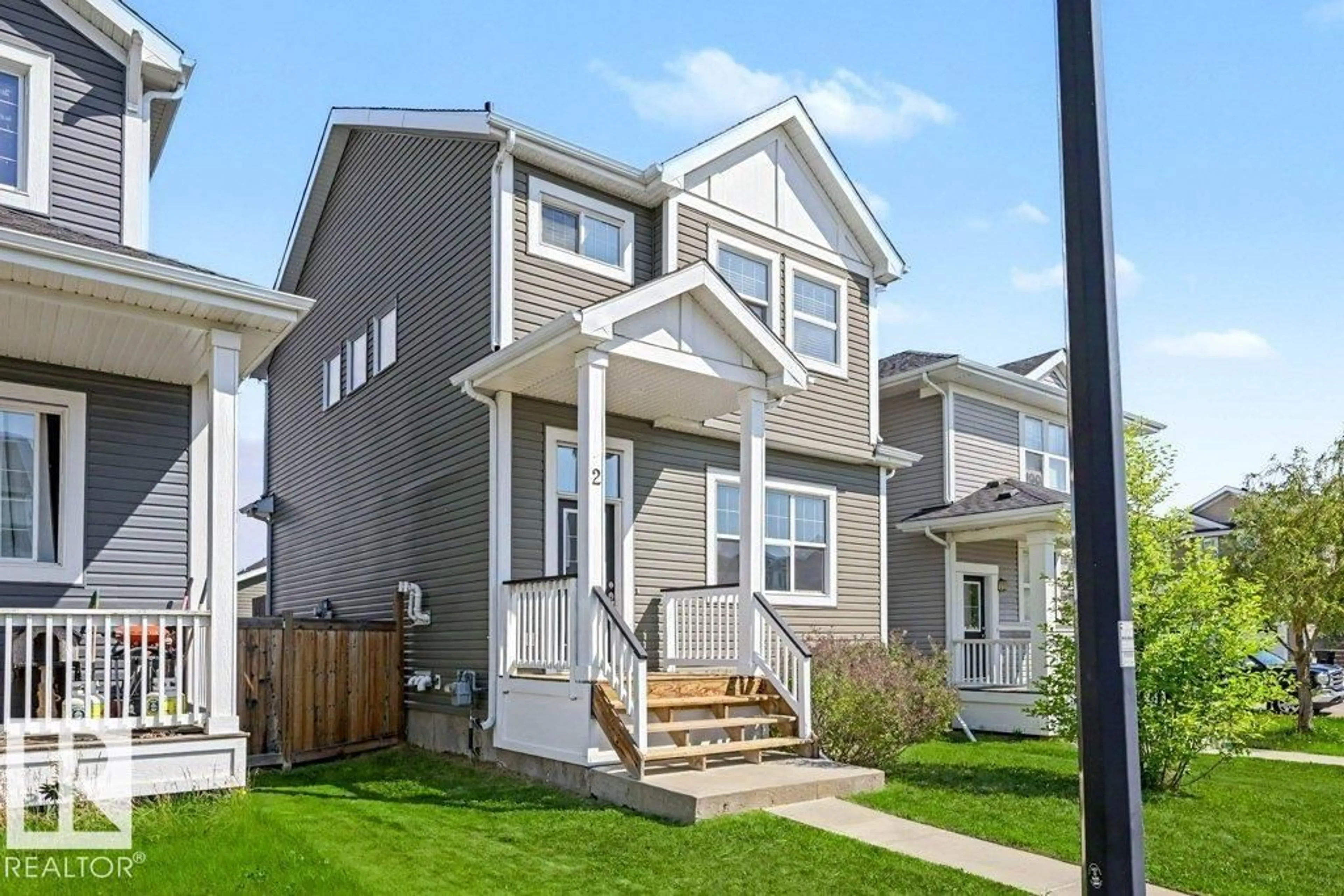 Home with vinyl exterior material, street for 2 SIMMONDS PL, Leduc Alberta T9E0T9