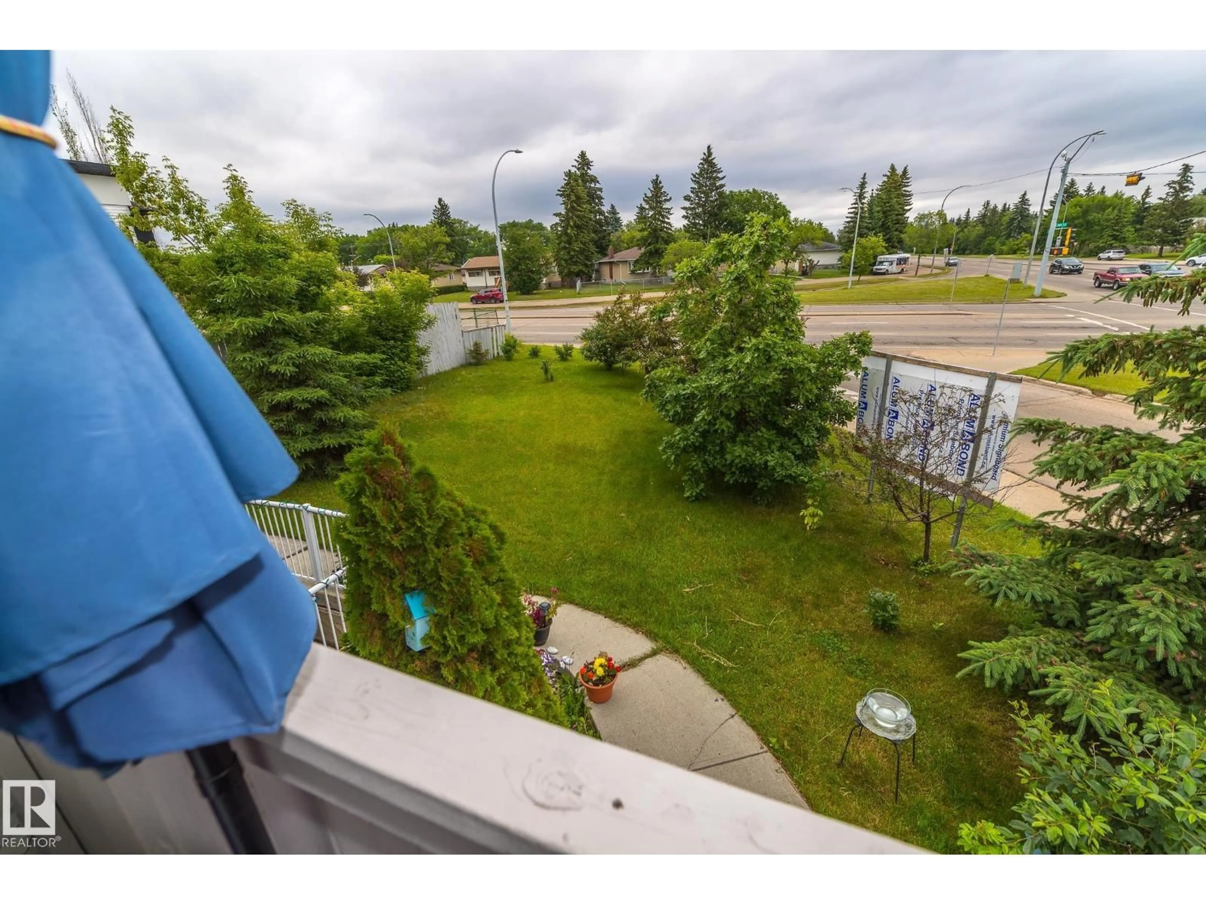 Patio, unknown for NW - 14904 107 AV, Edmonton Alberta T5P4Z2