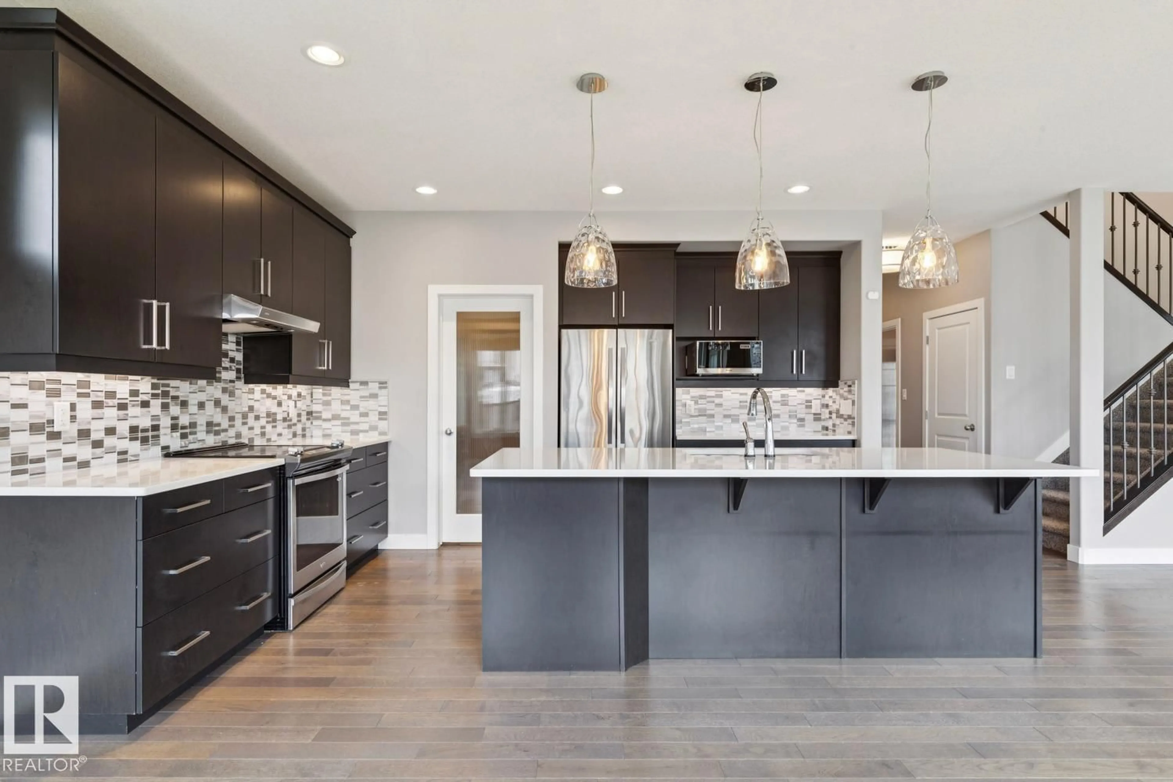 Open concept kitchen, unknown for SW - 2545 AMEROGEN CR, Edmonton Alberta T6W3C2