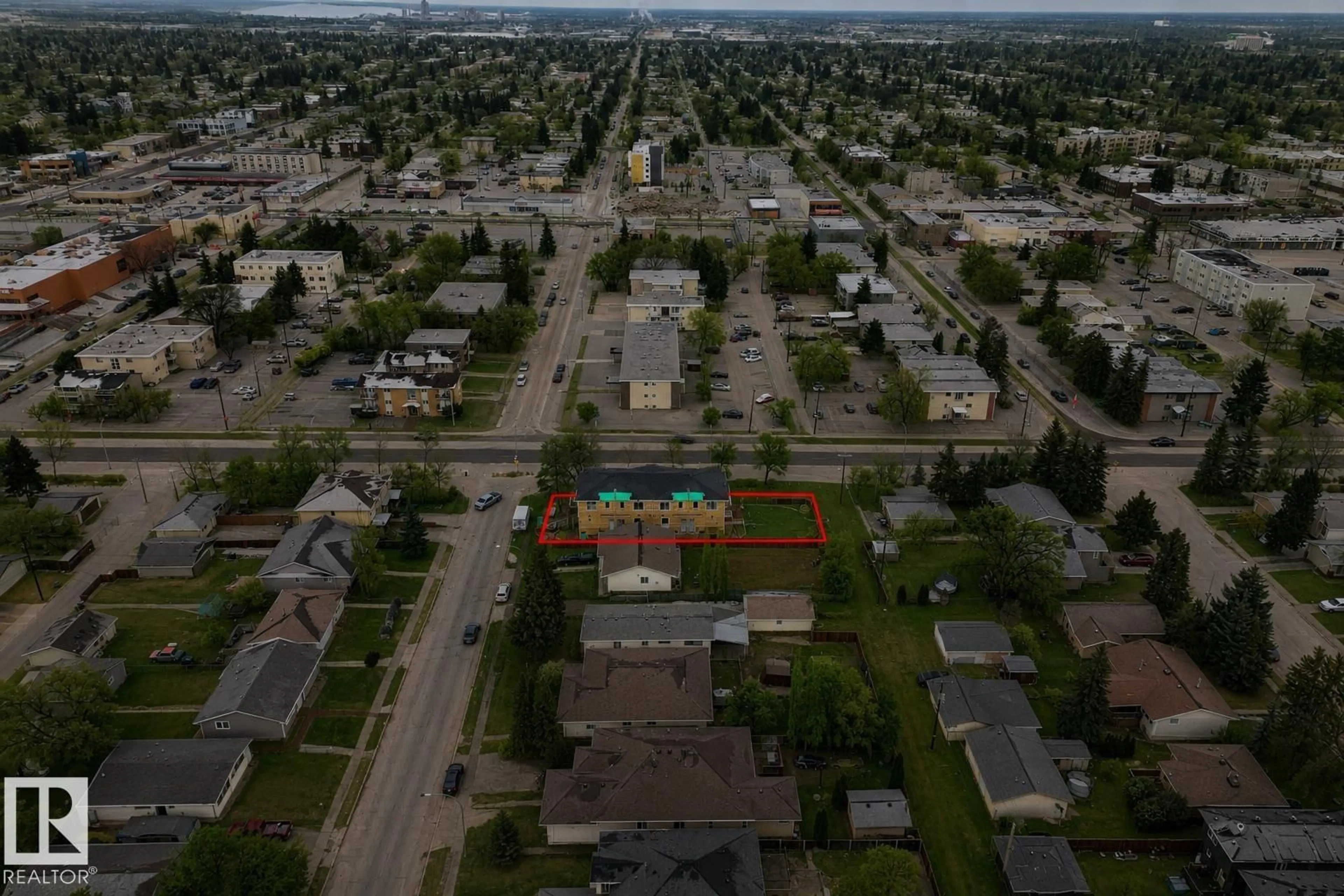 A pic from outside/outdoor area/front of a property/back of a property/a pic from drone, street for 9945 154 ST, Edmonton Alberta T5P2G8