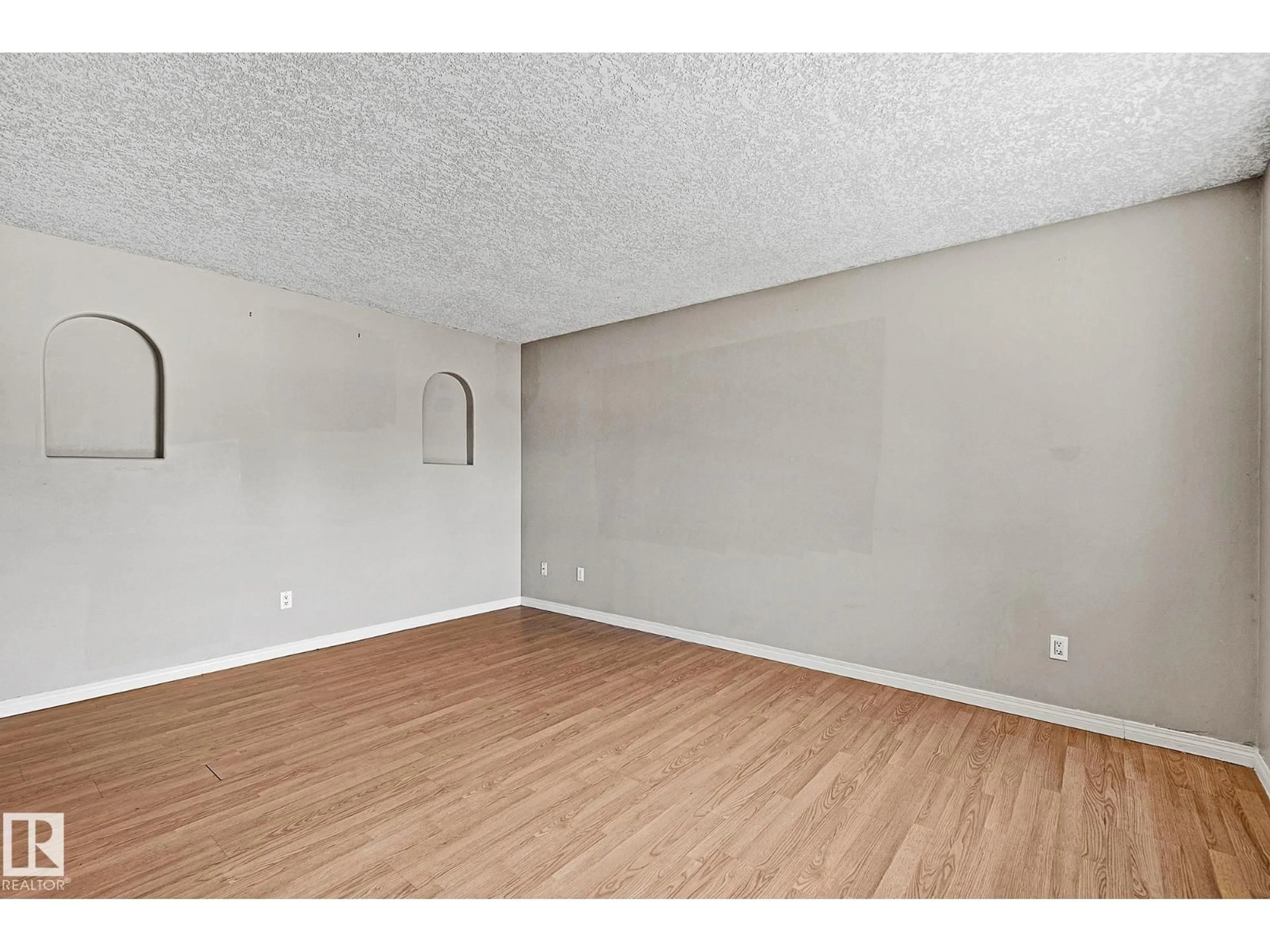 A pic of a room for 17059 98 ST, Edmonton Alberta T5X3G5