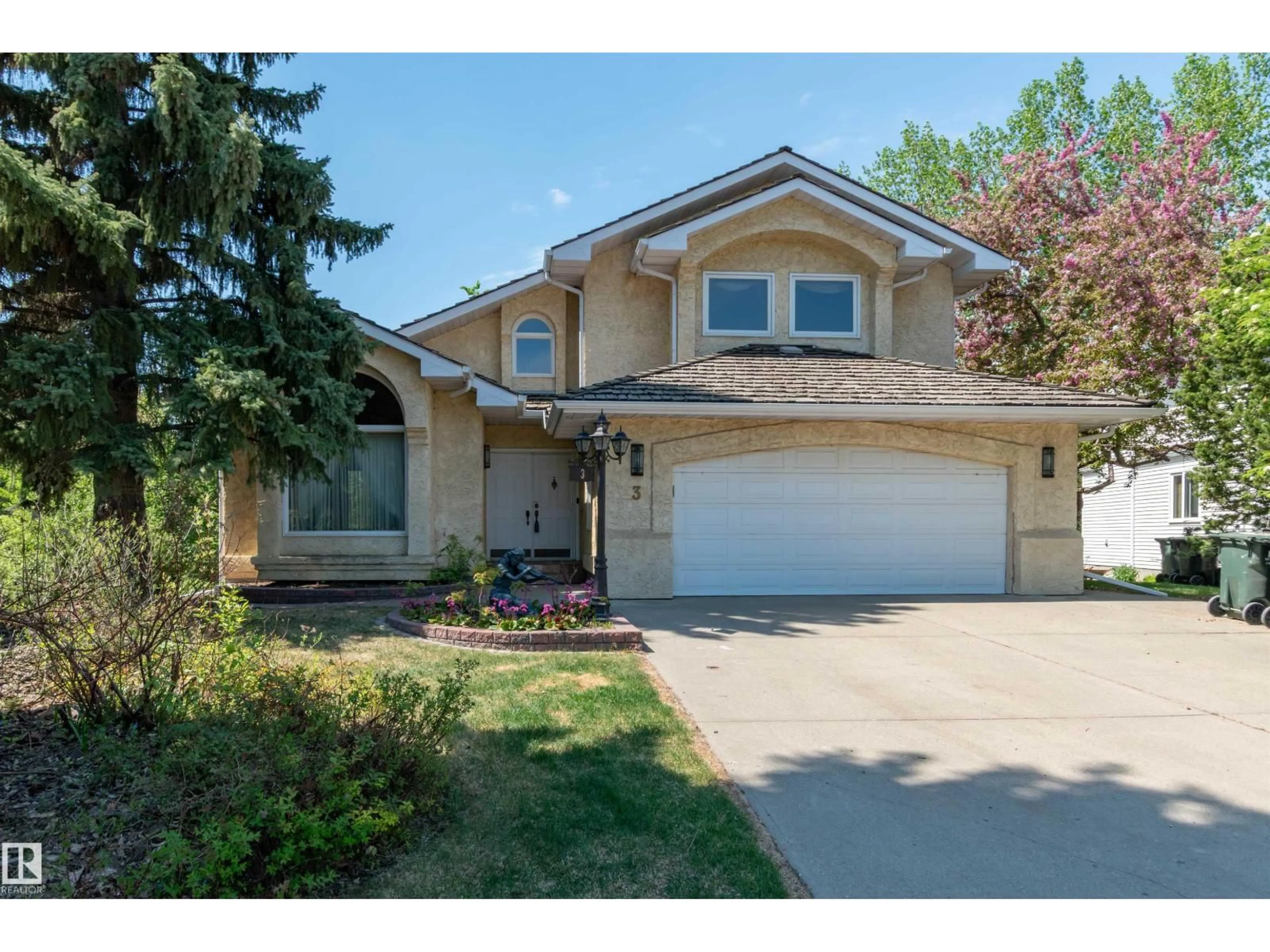 Home with vinyl exterior material, street for 3 NEWPORT DR, Sherwood Park Alberta T8A5L4