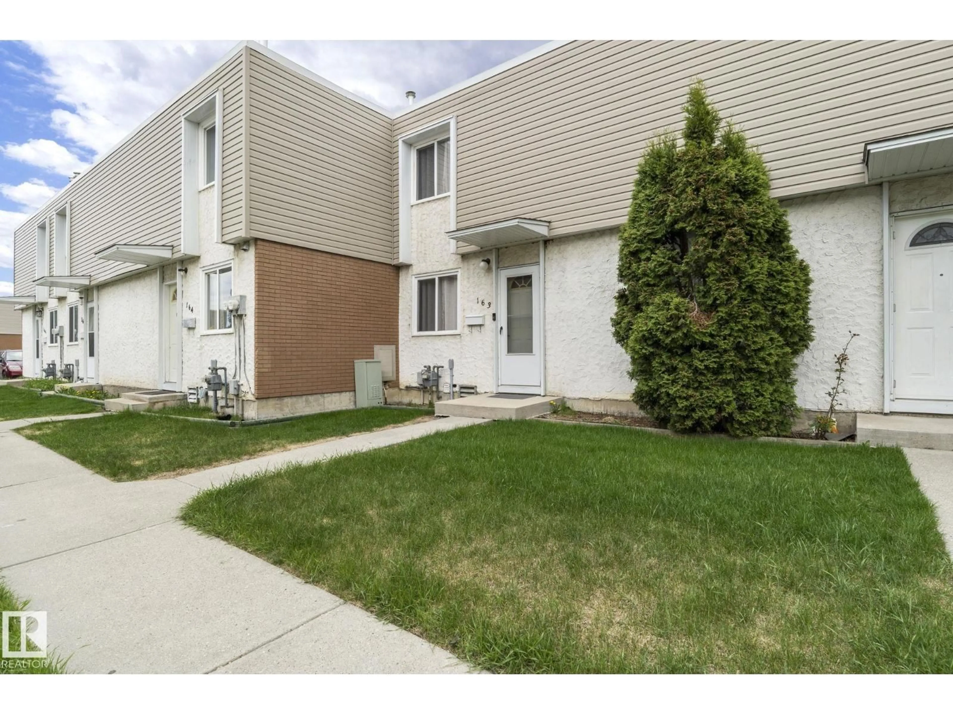 Unknown for 163 CORNELL CT, Edmonton Alberta T5C3C3