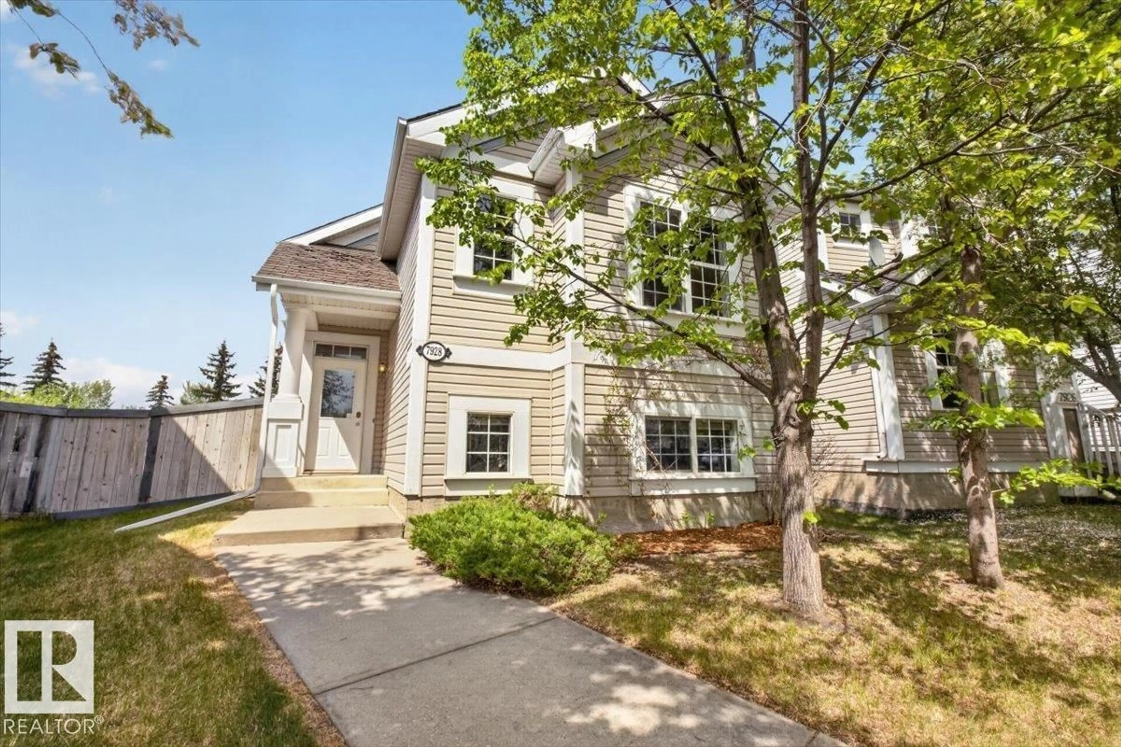 Home with vinyl exterior material, street for SW - 7928 10 AV, Edmonton Alberta T6X1E6
