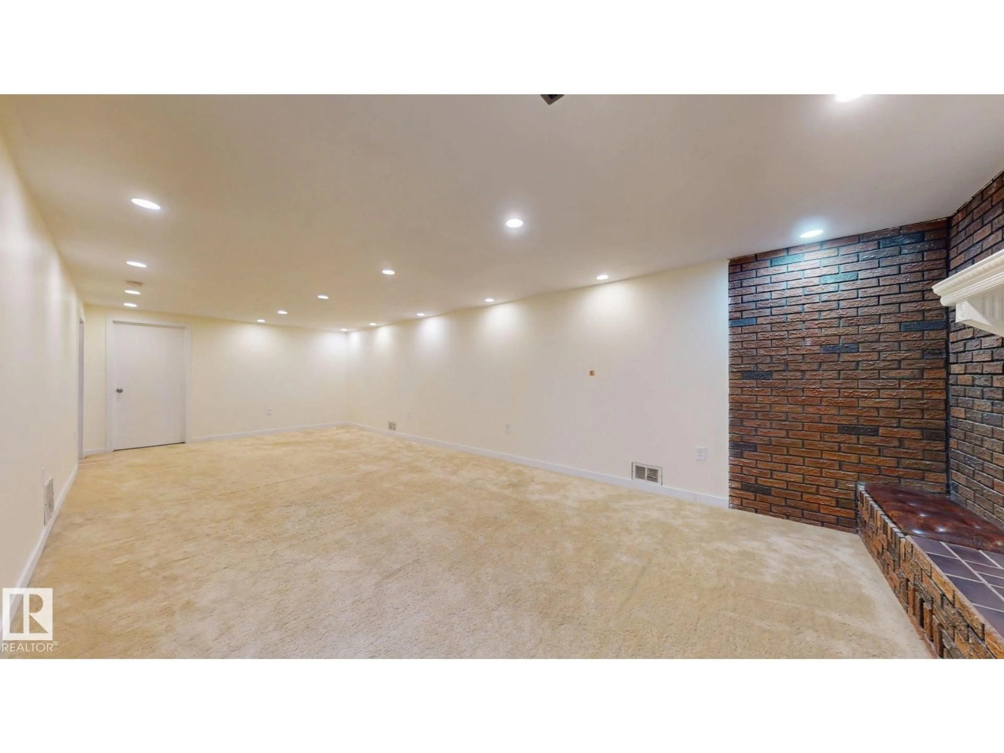 A pic of a room for NW - 12812 45 ST, Edmonton Alberta T5A2K4