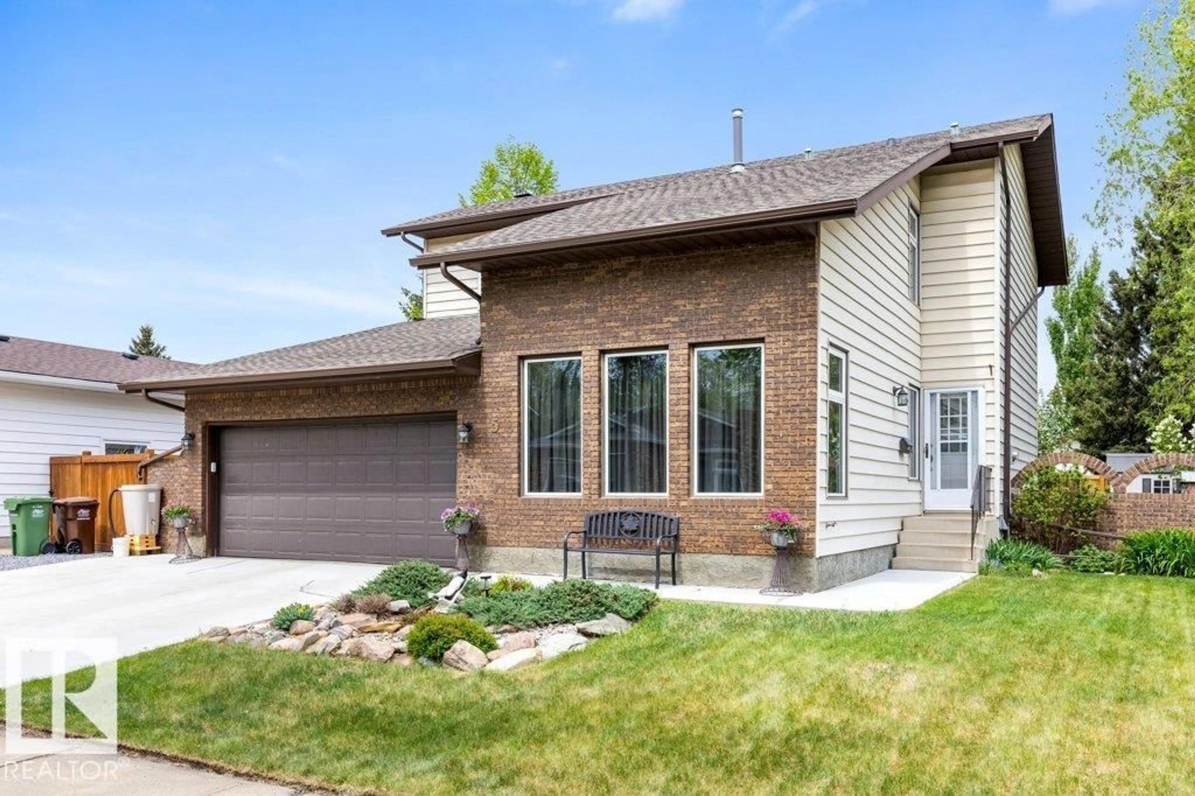Home with brick exterior material, street for 5 PINERIDGE CR, St. Albert Alberta T8N4P3