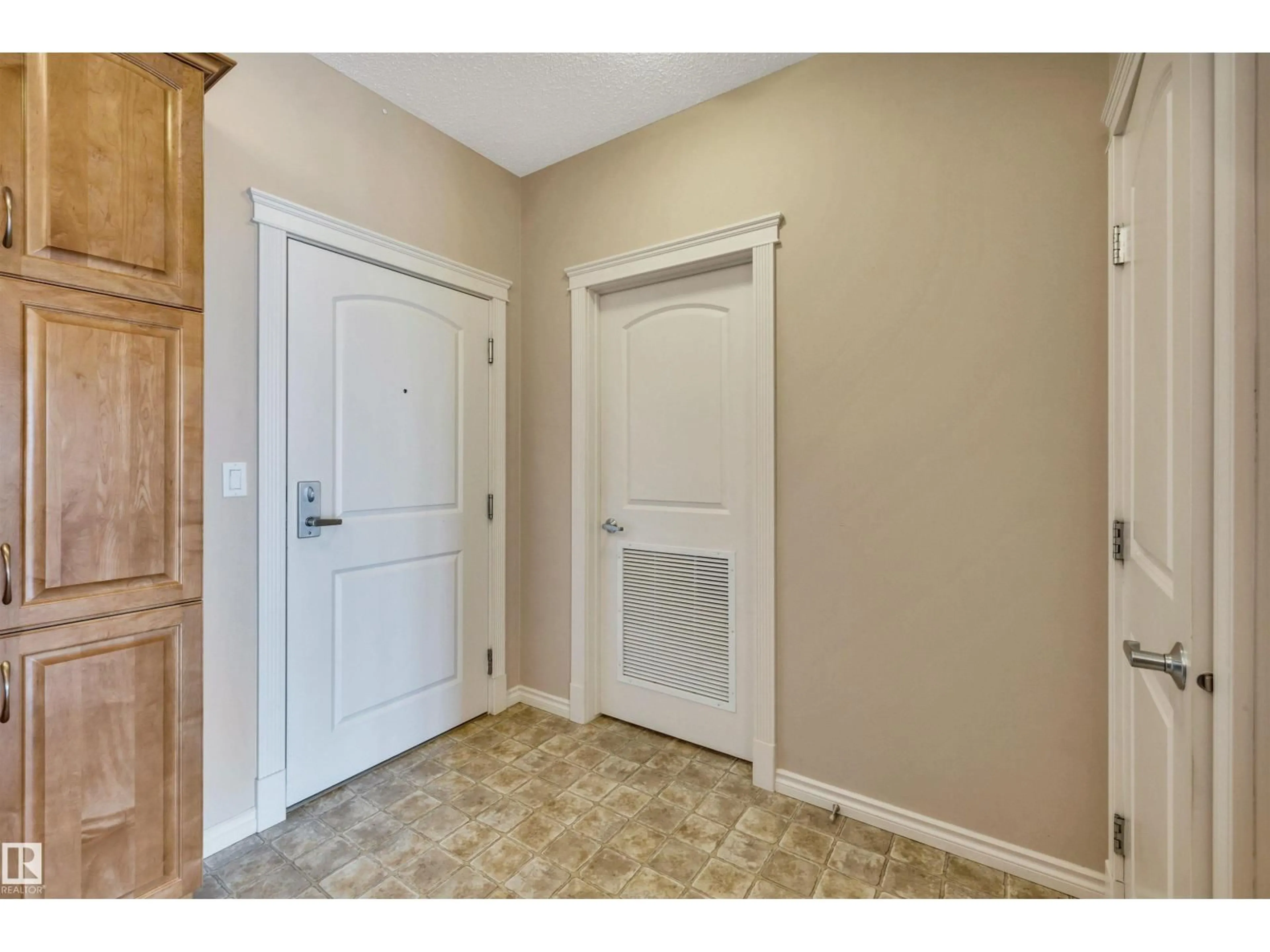Indoor entryway for #326 - 9820 165 ST, Edmonton Alberta T5P0N3