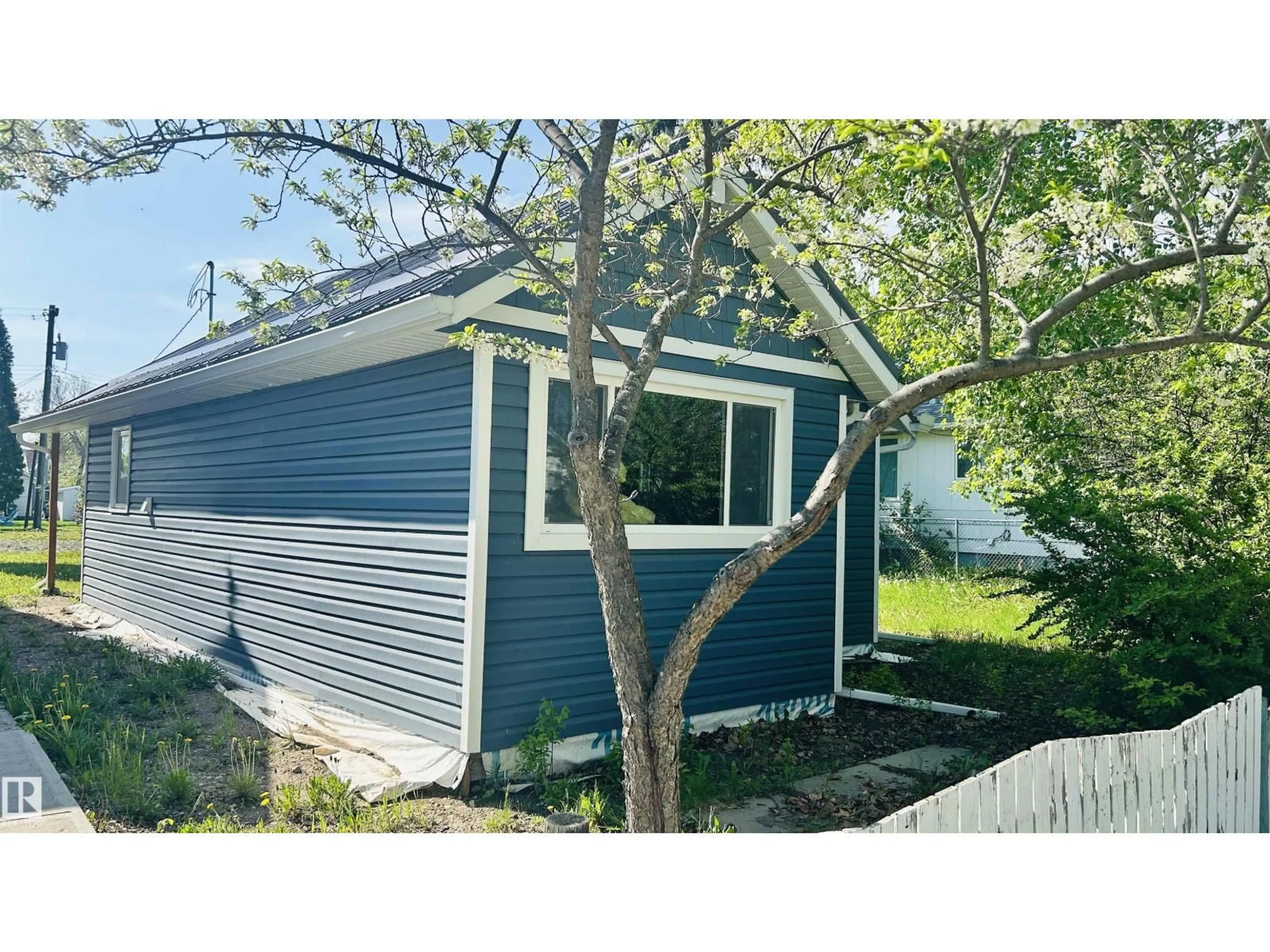Shed for 5208 51 ST, Bonnyville Town Alberta T9N2E3