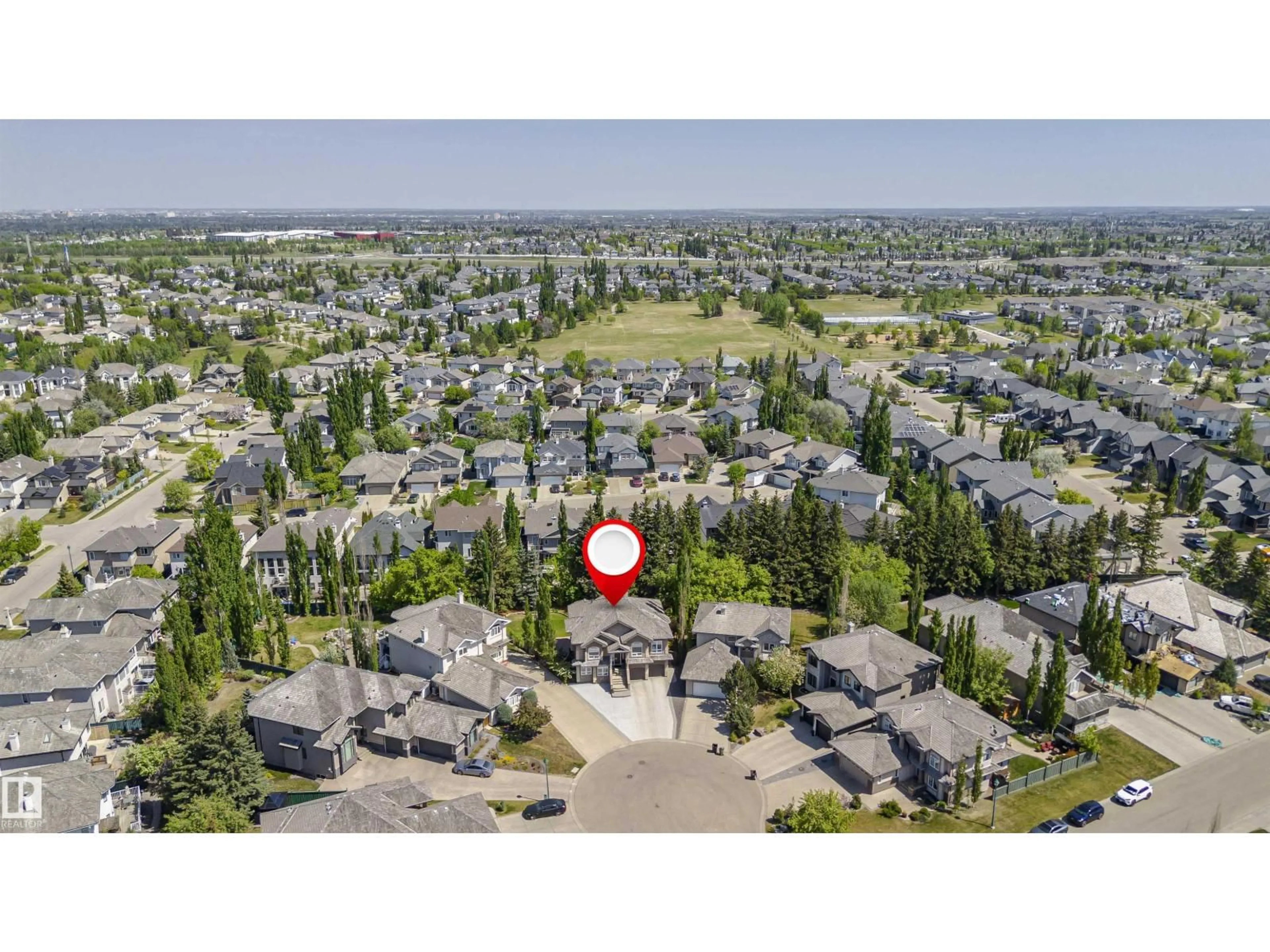A pic from outside/outdoor area/front of a property/back of a property/a pic from drone, unknown for 1631 HECTOR RD, Edmonton Alberta T6R3G9