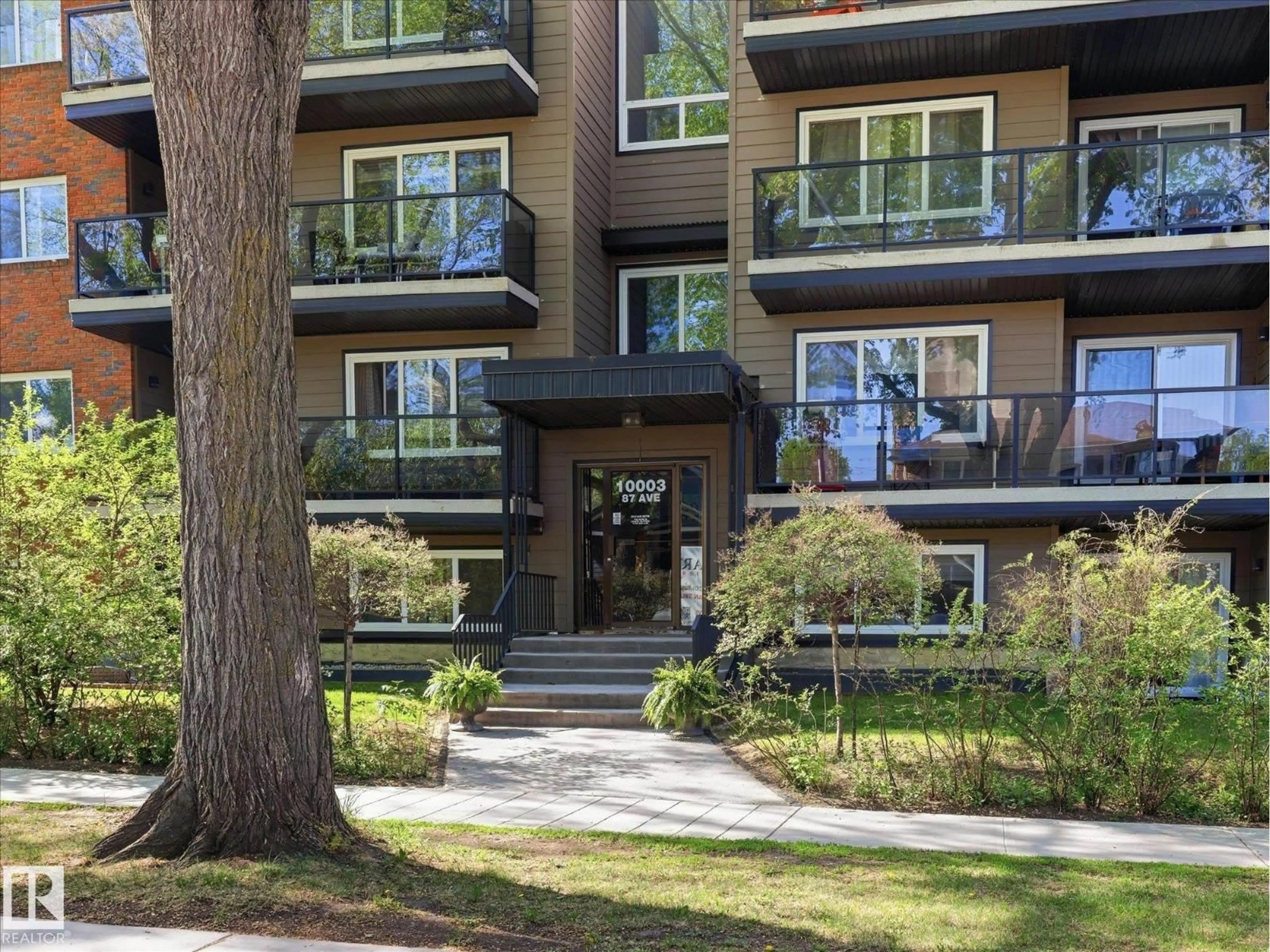 Unknown for #301 - 10003 87 AV NW, Edmonton Alberta T6E2P1