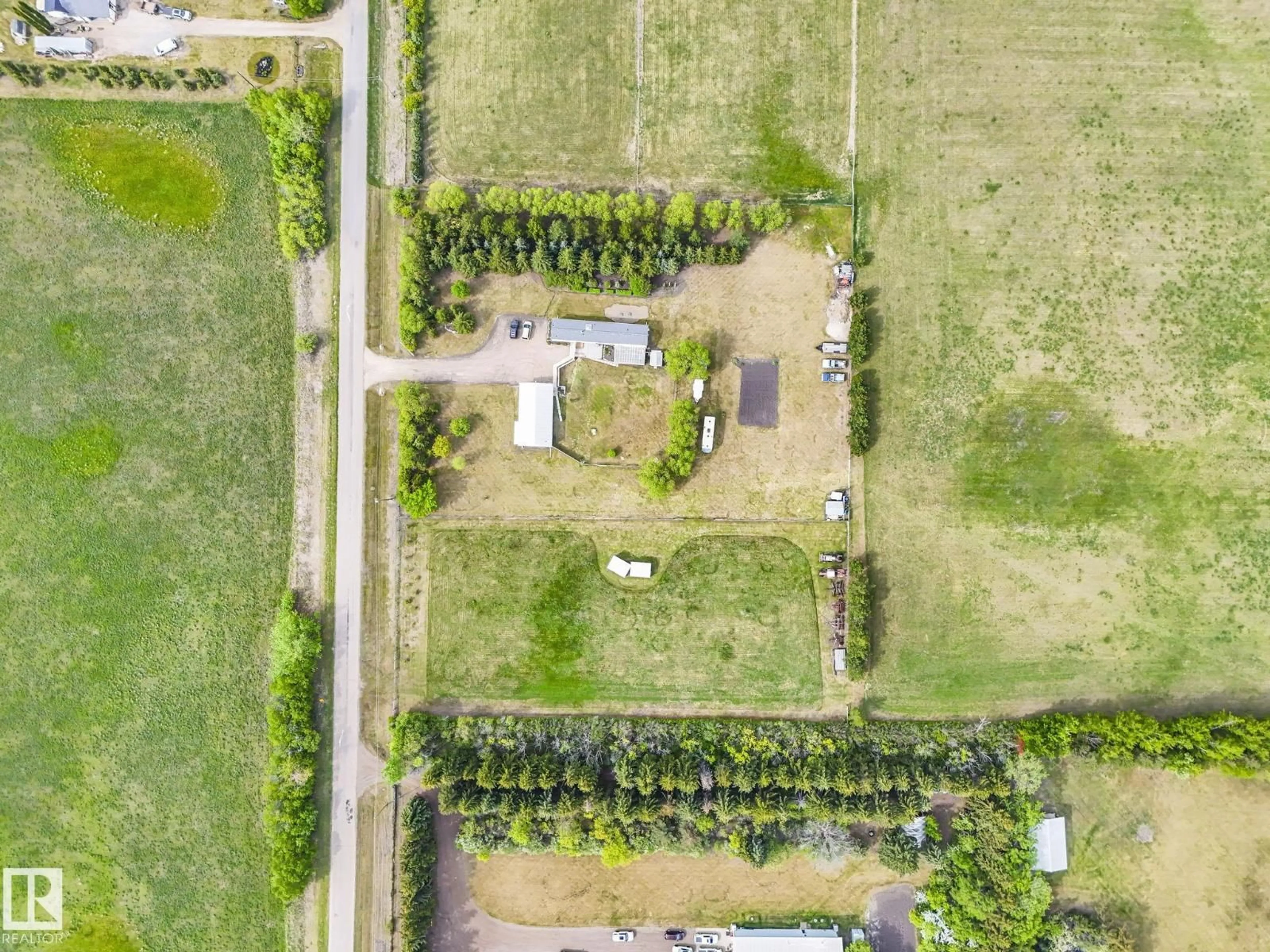 A pic from outside/outdoor area/front of a property/back of a property/a pic from drone, unknown for 53133 RGE ROAD 223, Rural Strathcona County Alberta T8E2M4