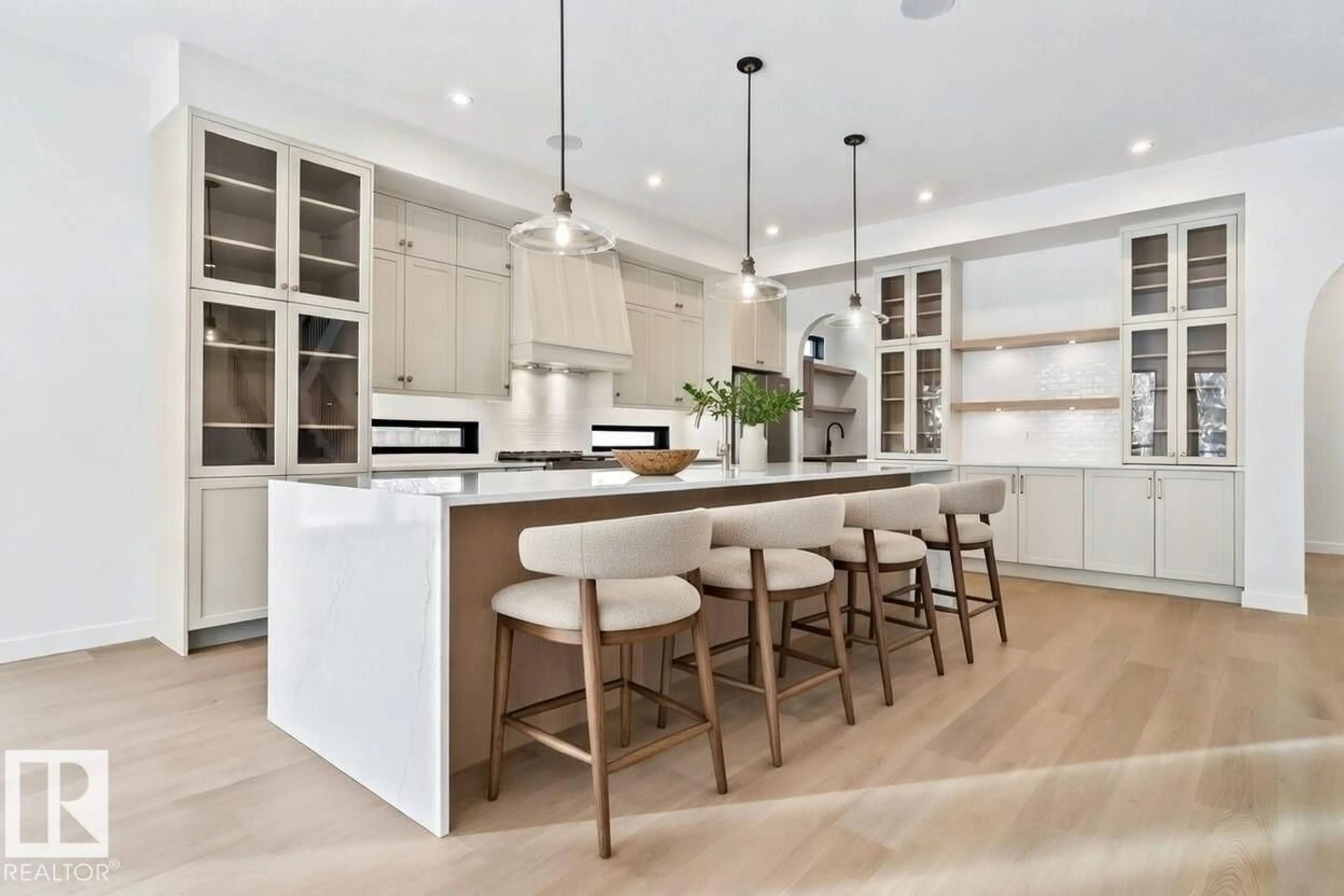 Contemporary kitchen, wood/laminate floor for 58 REDPOLL WD, St. Albert Alberta T8N8C7