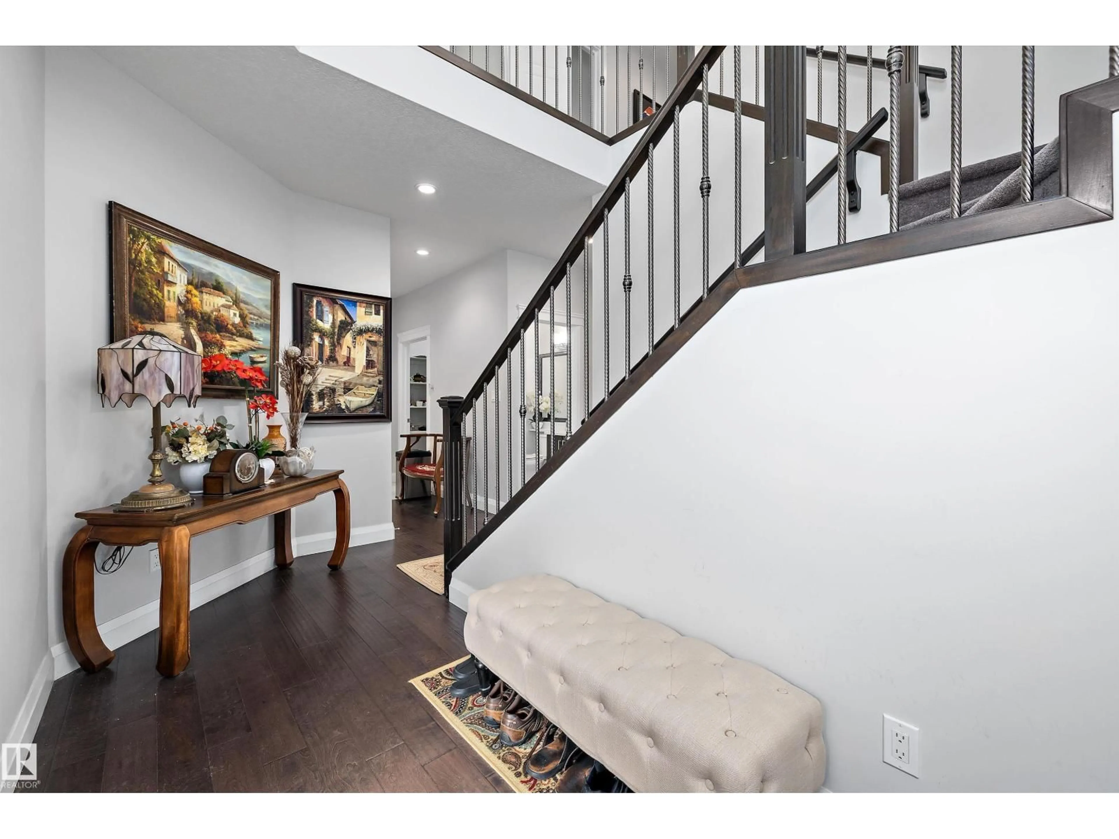 Indoor entryway for NW - 16758 62 ST, Edmonton Alberta T5Y0Z7