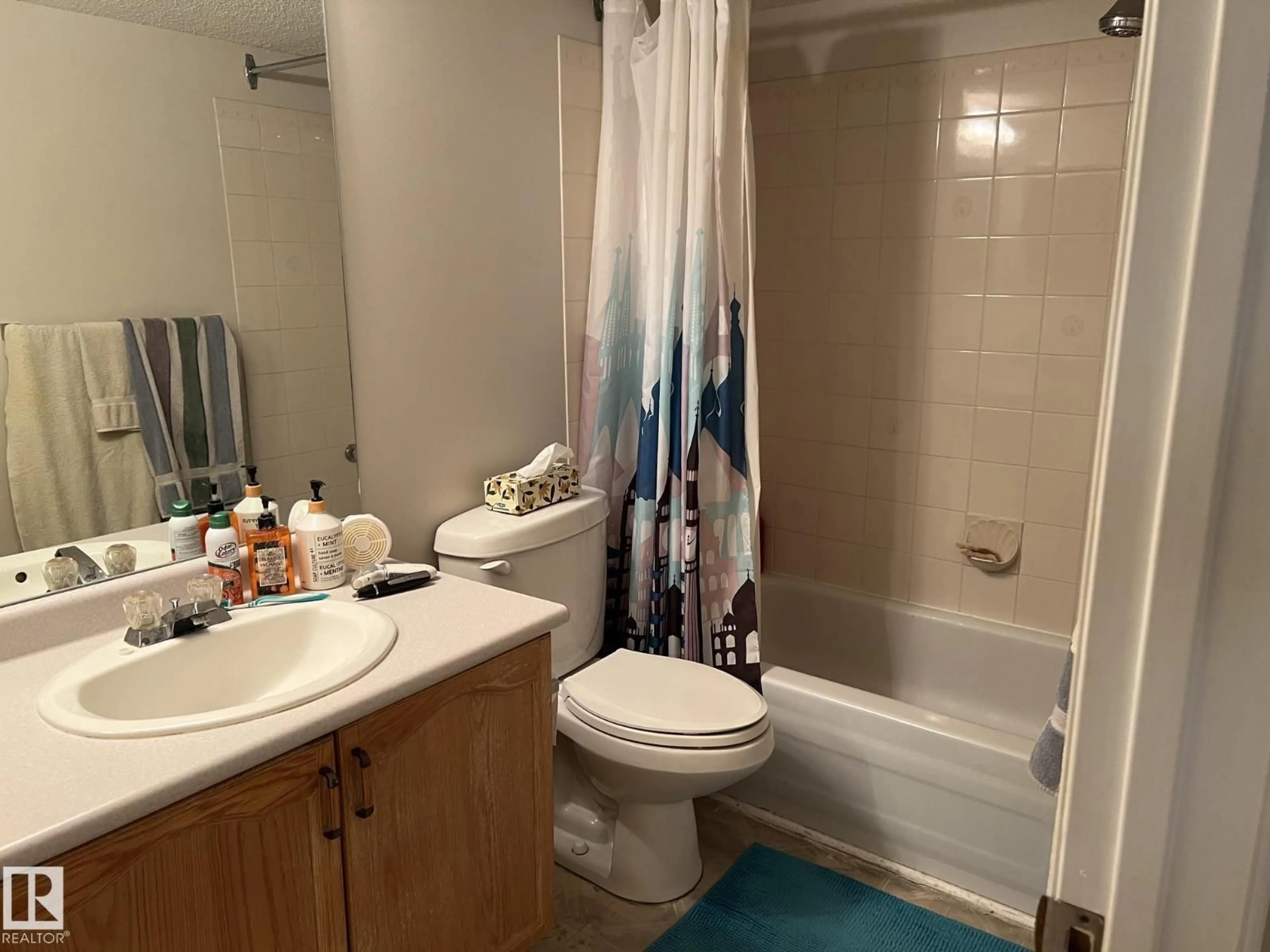 Standard bathroom, floor is not visible for 207 - 18012 95 AV, Edmonton Alberta T5T5Z2