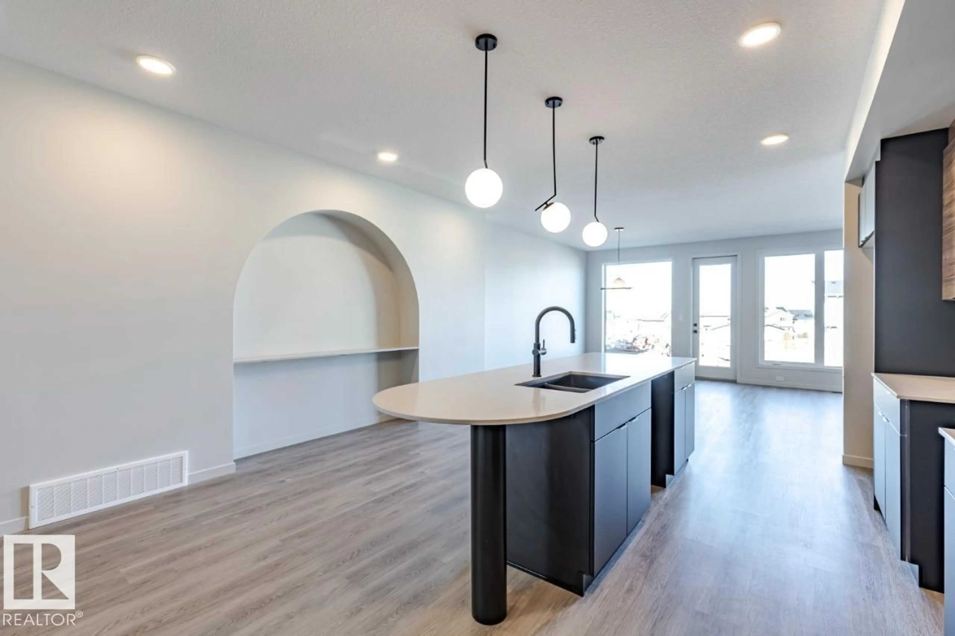Open concept kitchen, unknown for 7387 KLAPSTEIN CR, Edmonton Alberta T6W0A6