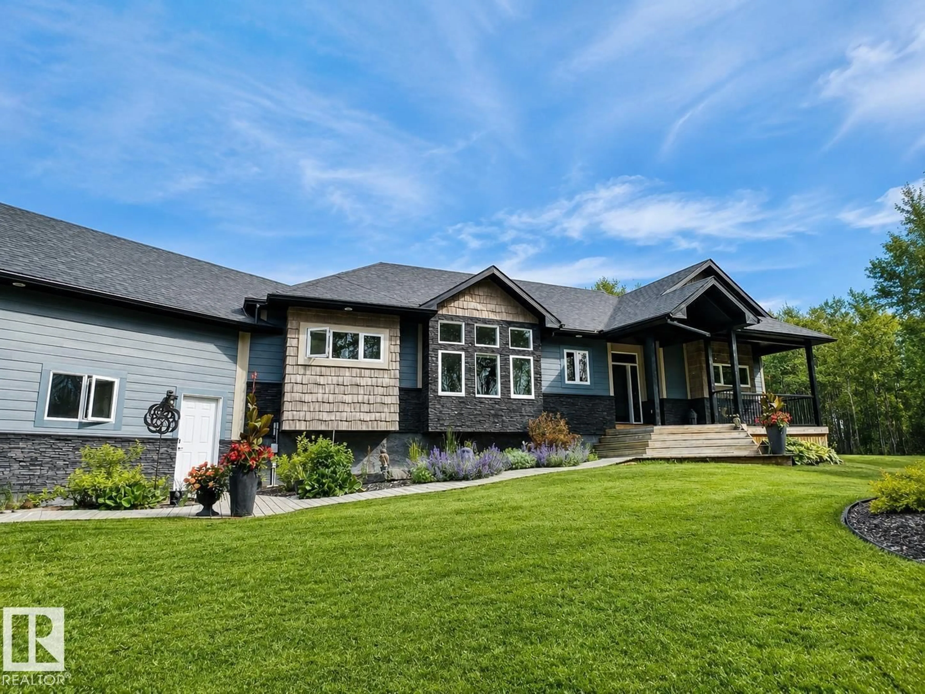 Home with vinyl exterior material, unknown for 62519 RR 412 A, Rural Bonnyville M.D. Alberta T9M1P4