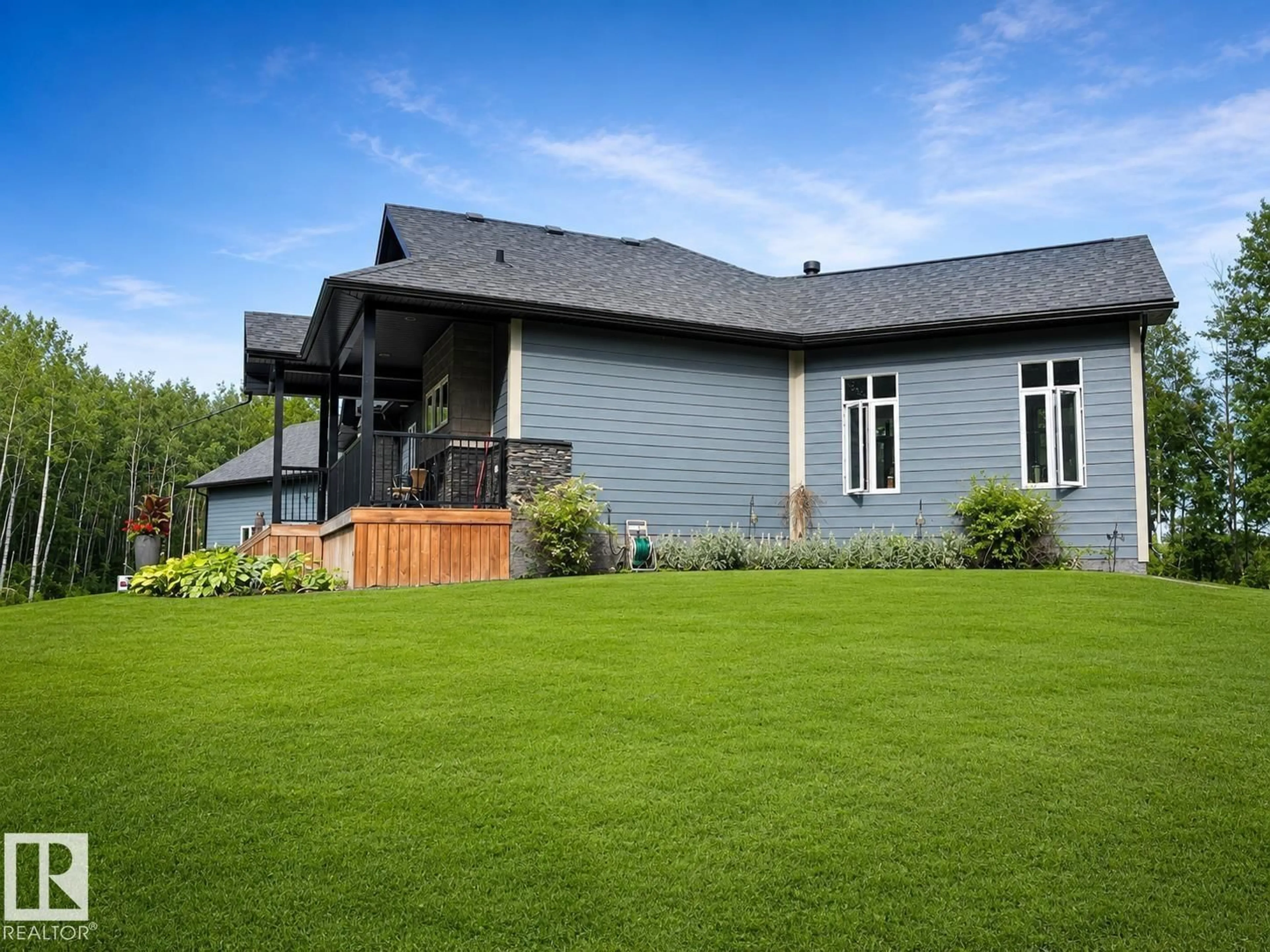 Home with vinyl exterior material, building for 62519 RR 412 A, Rural Bonnyville M.D. Alberta T9M1P4