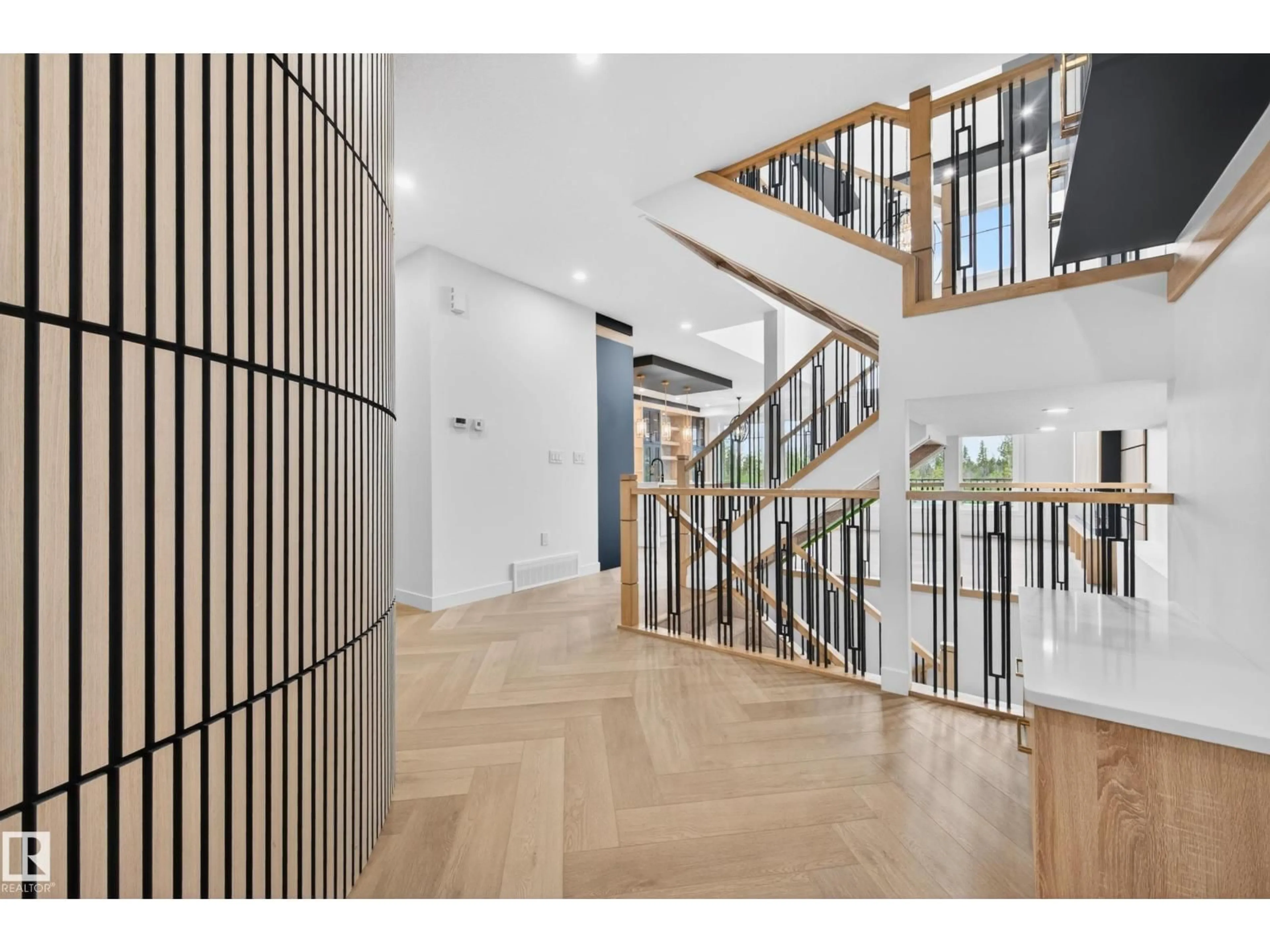 Indoor foyer for NW - 431 172 AV, Edmonton Alberta T6W0M2
