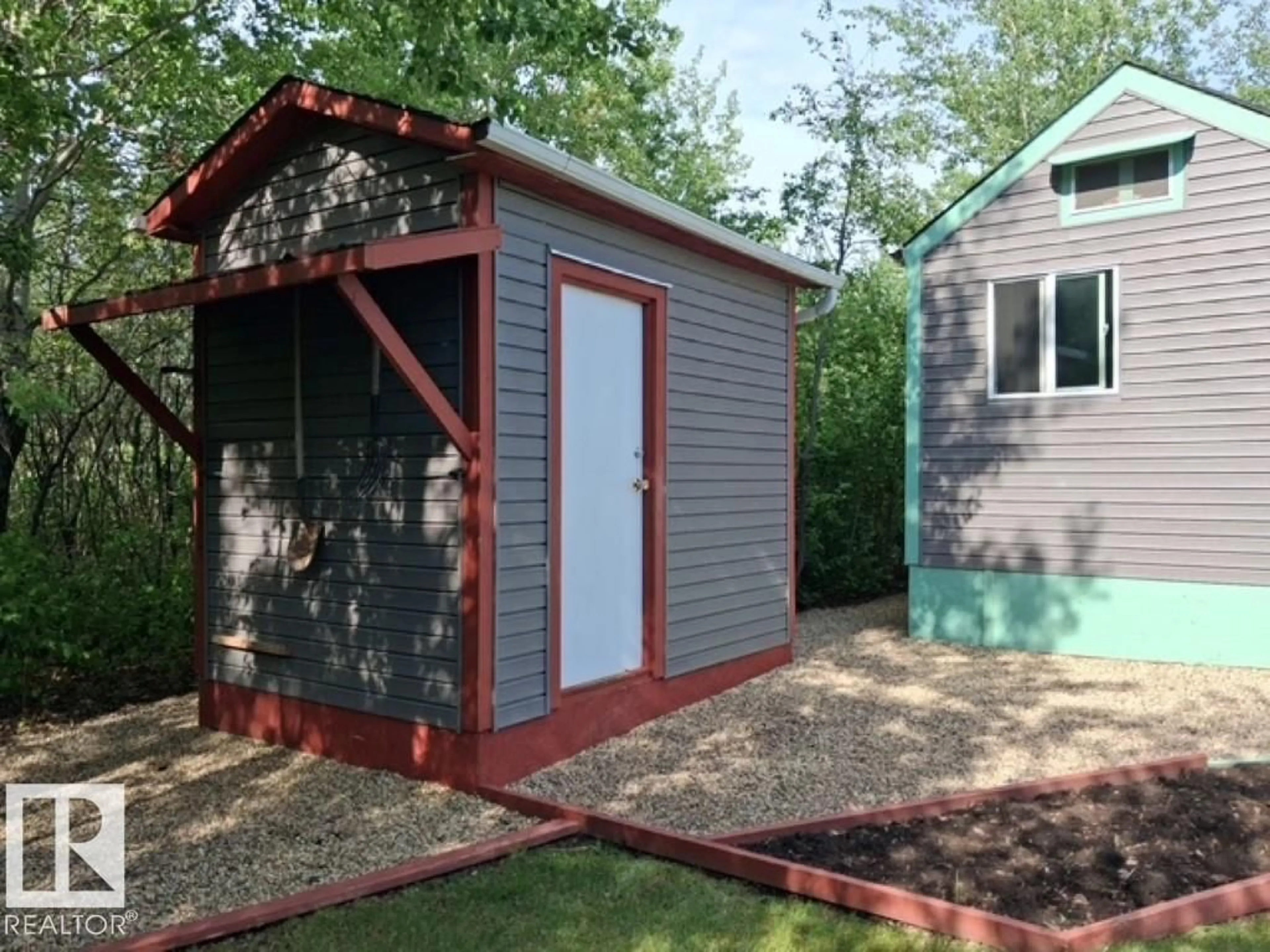 Shed for 204 SANDY LANE WAY, Rural Two Hills County Alberta T0B1S0