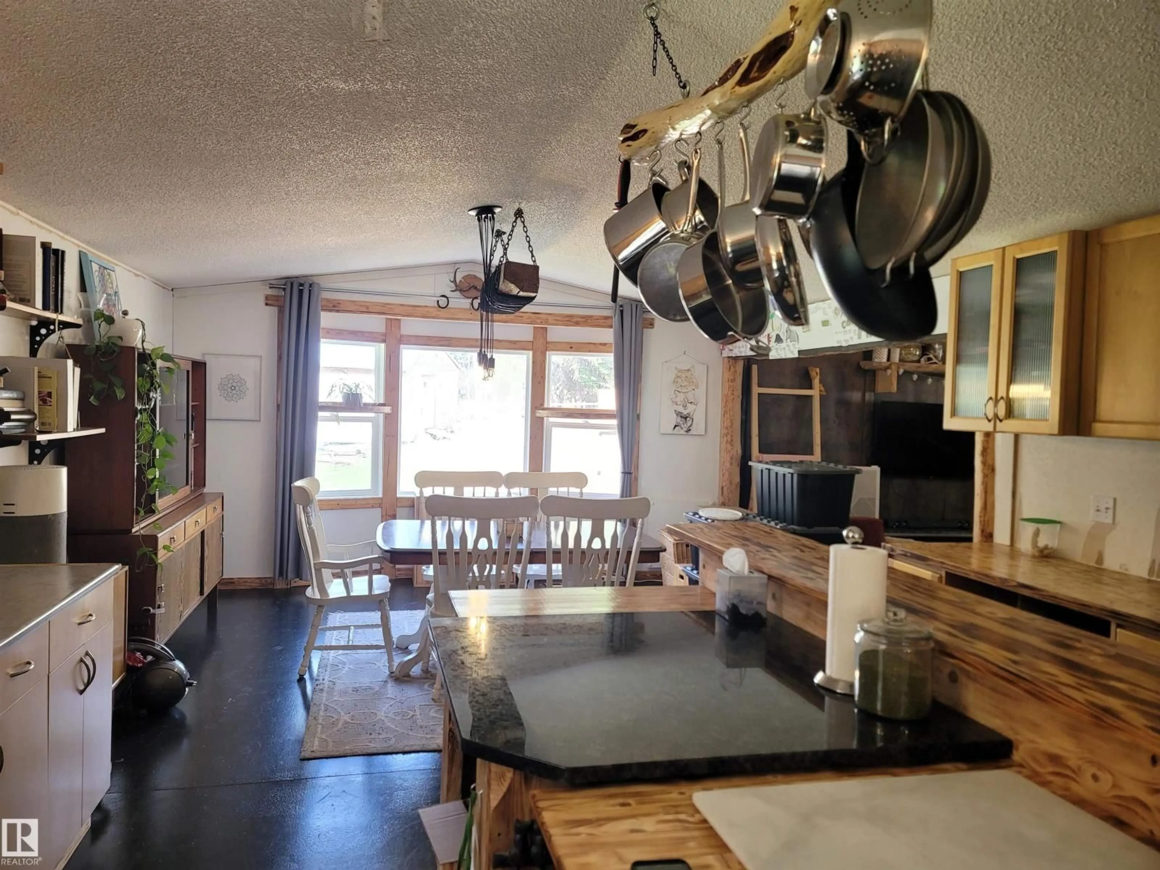 Unknown for 624072 RGE ROAD 241, Rural Athabasca County Alberta T0G1Z0
