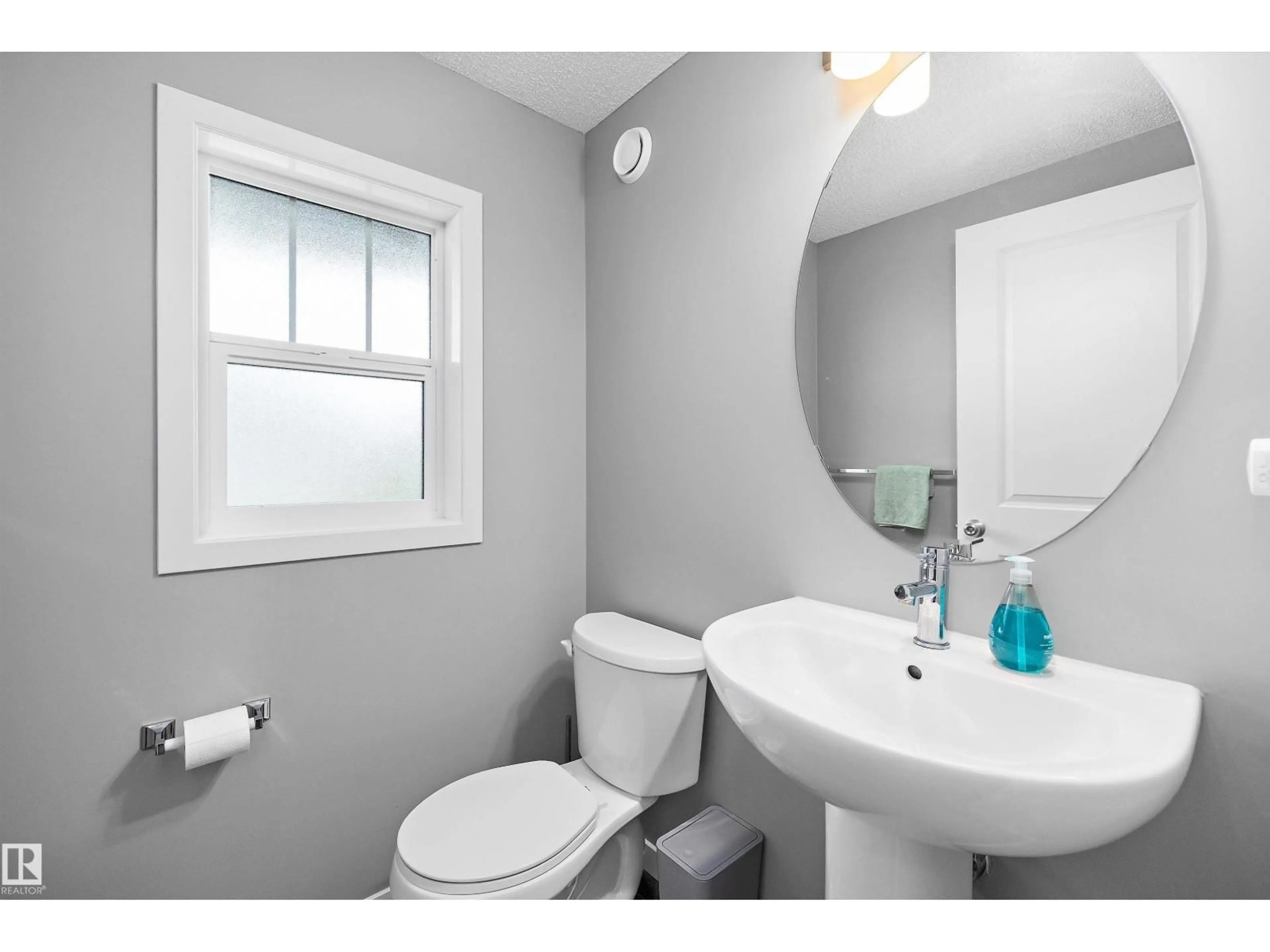 Standard bathroom, unknown for #128 - 3305 ORCHARDS LINK LI, Edmonton Alberta T6X2H1