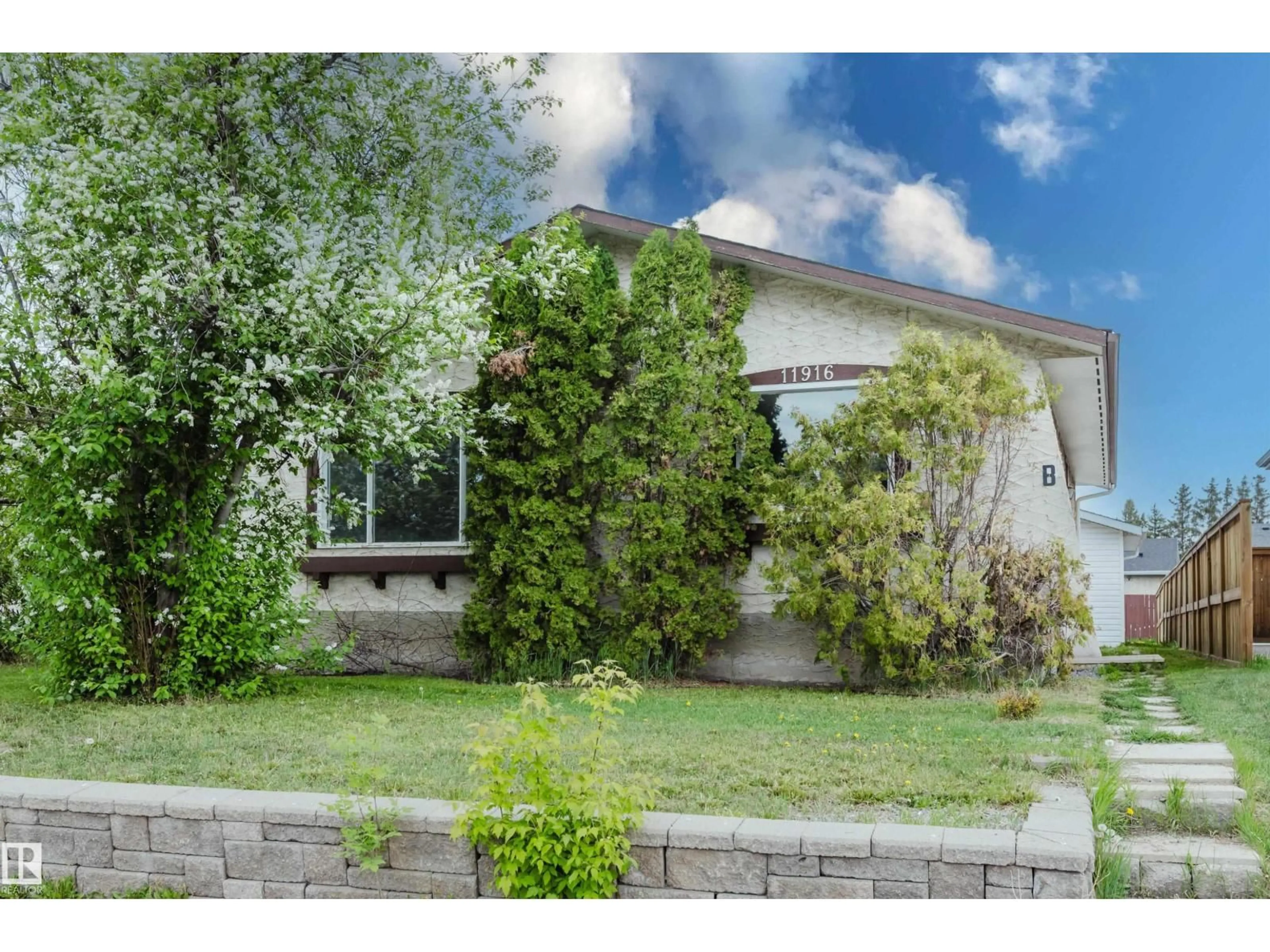 Unknown for 11916 152A AV, Edmonton Alberta T5X1E6
