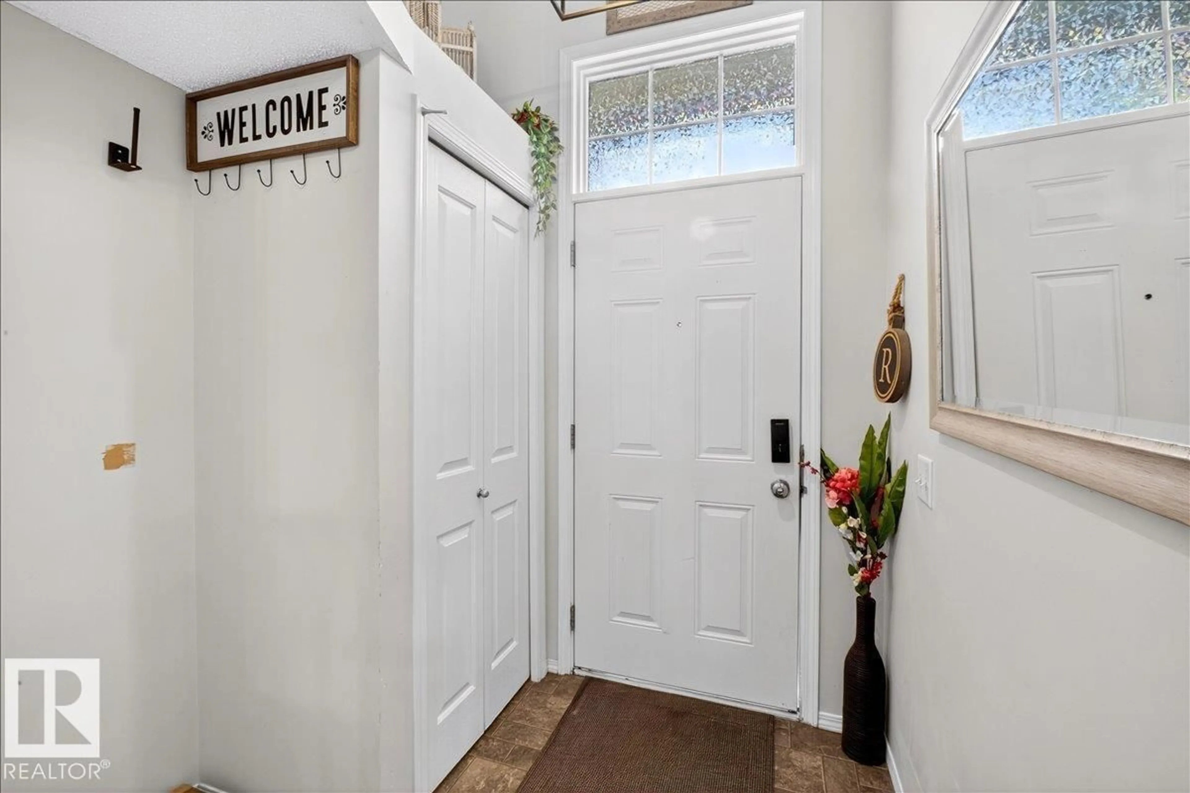 Indoor entryway for #66 - 5604 199 ST, Edmonton Alberta T6M2Z9