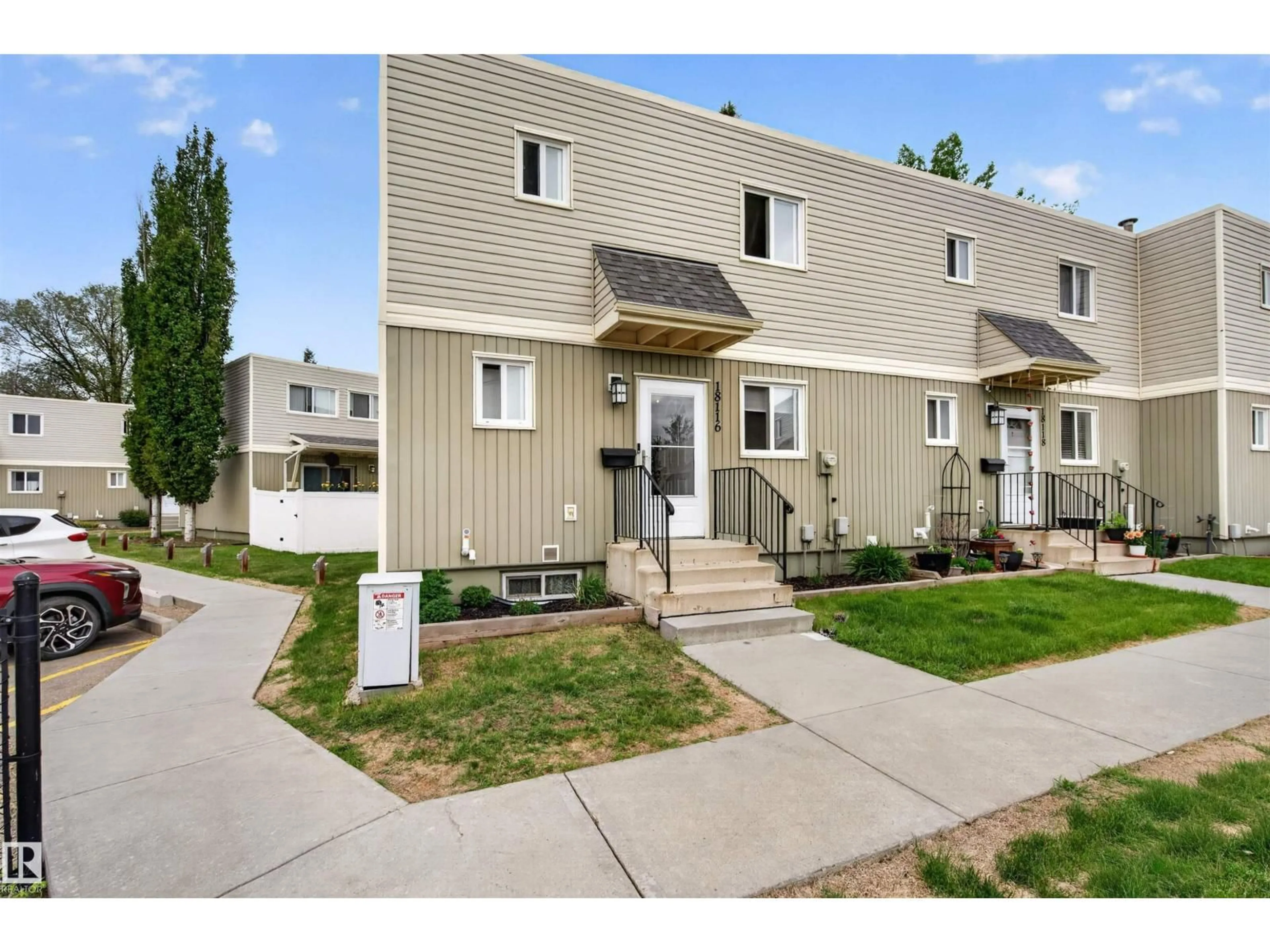 Home with vinyl exterior material, street for 18116 81 AV, Edmonton Alberta T5T1S4