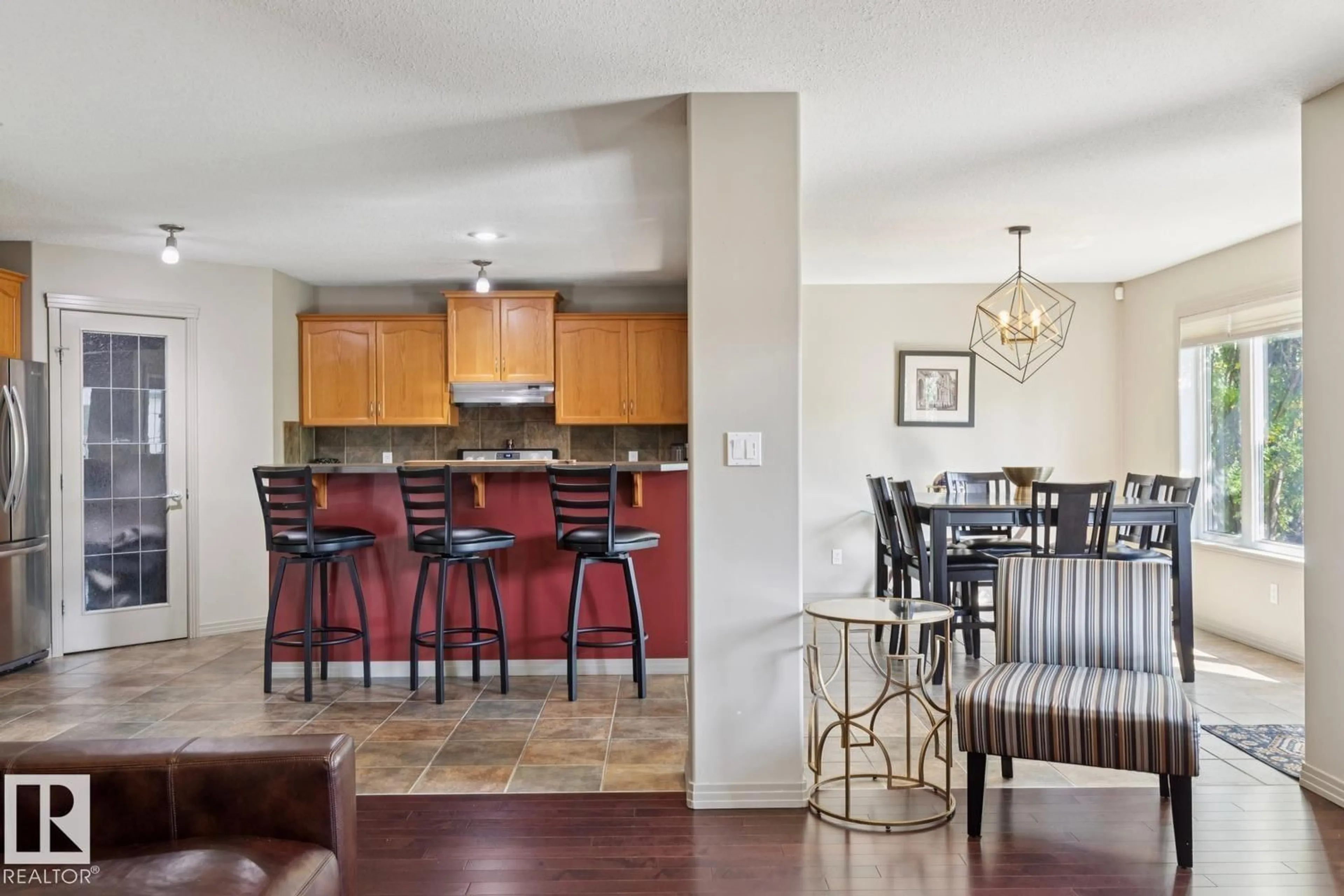 Open concept kitchen, unknown for 861 GRAHAM WD, Edmonton Alberta T5T6N4
