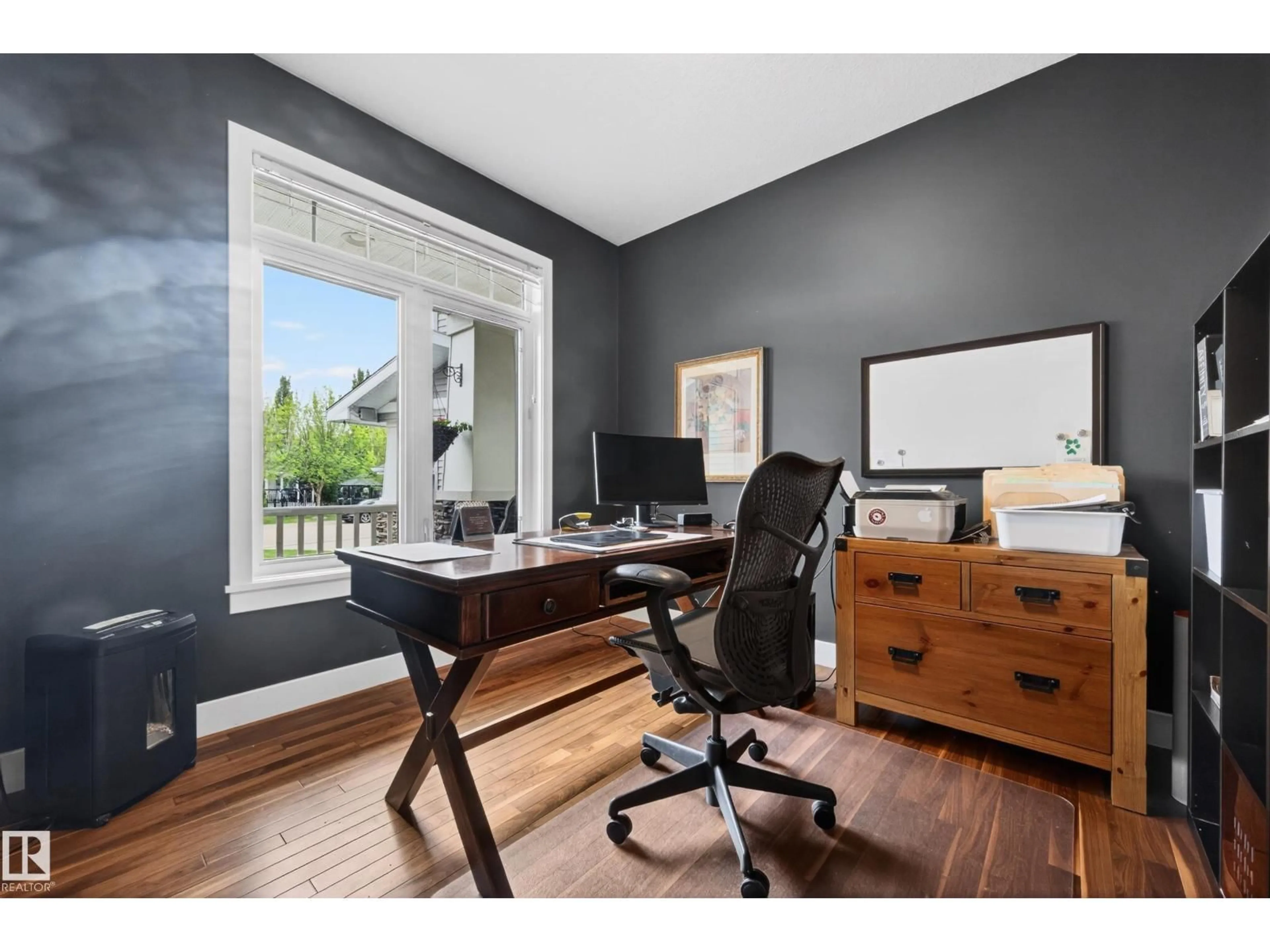 A pic of a room for 21147 48 AV, Edmonton Alberta T6M0G2
