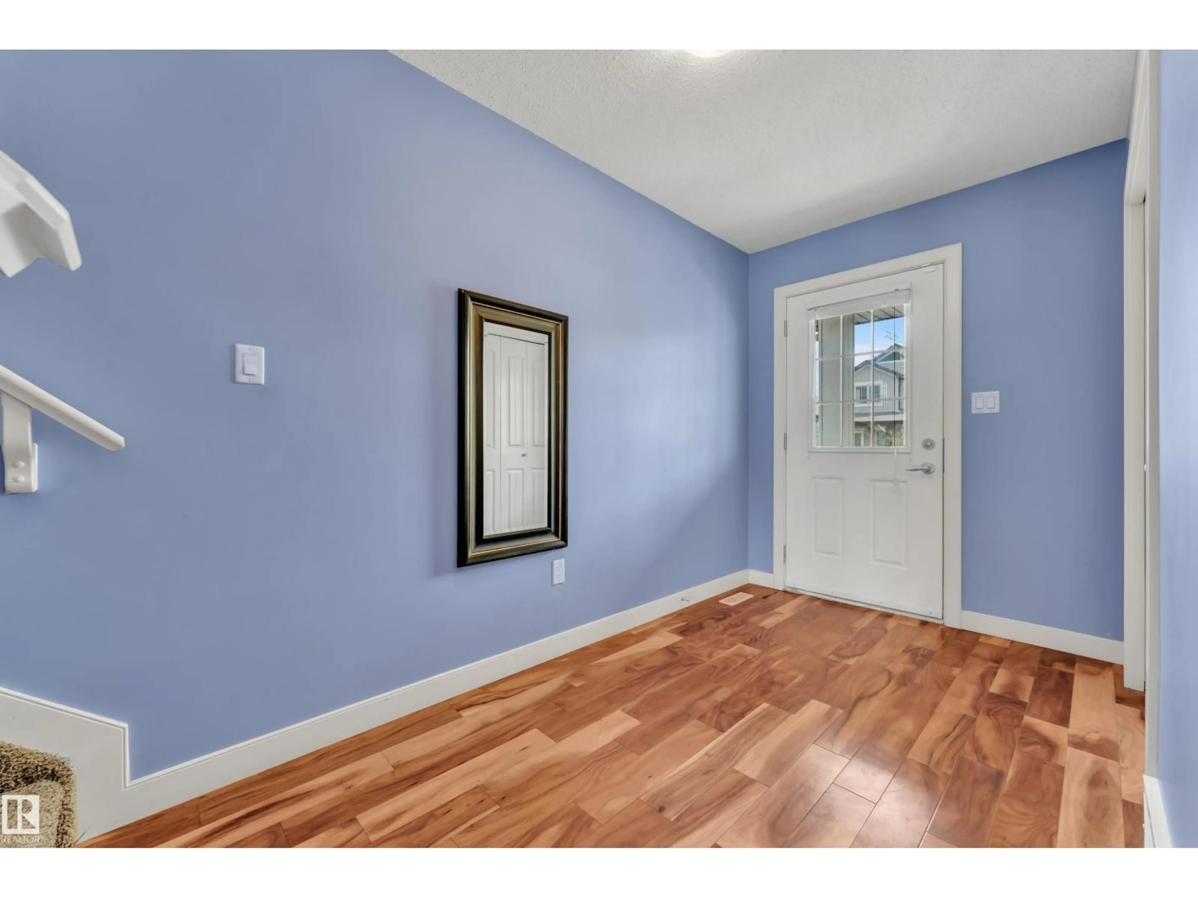 A pic of a room for 432 WATT BV, Edmonton Alberta T6X0P6