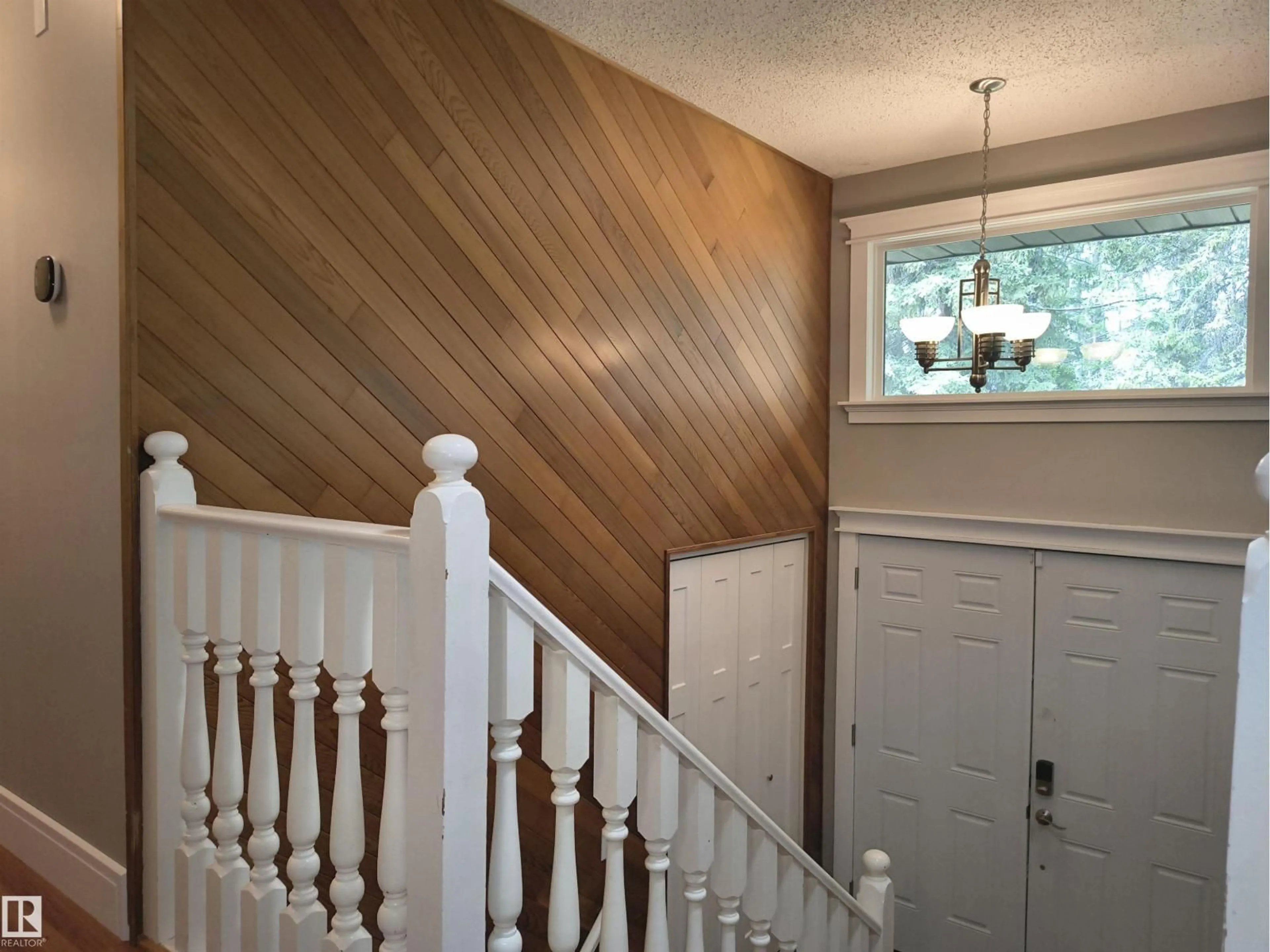Indoor entryway for 1 - 49321 RANGE ROAD 72, Rural Brazeau County Alberta T7A2A2