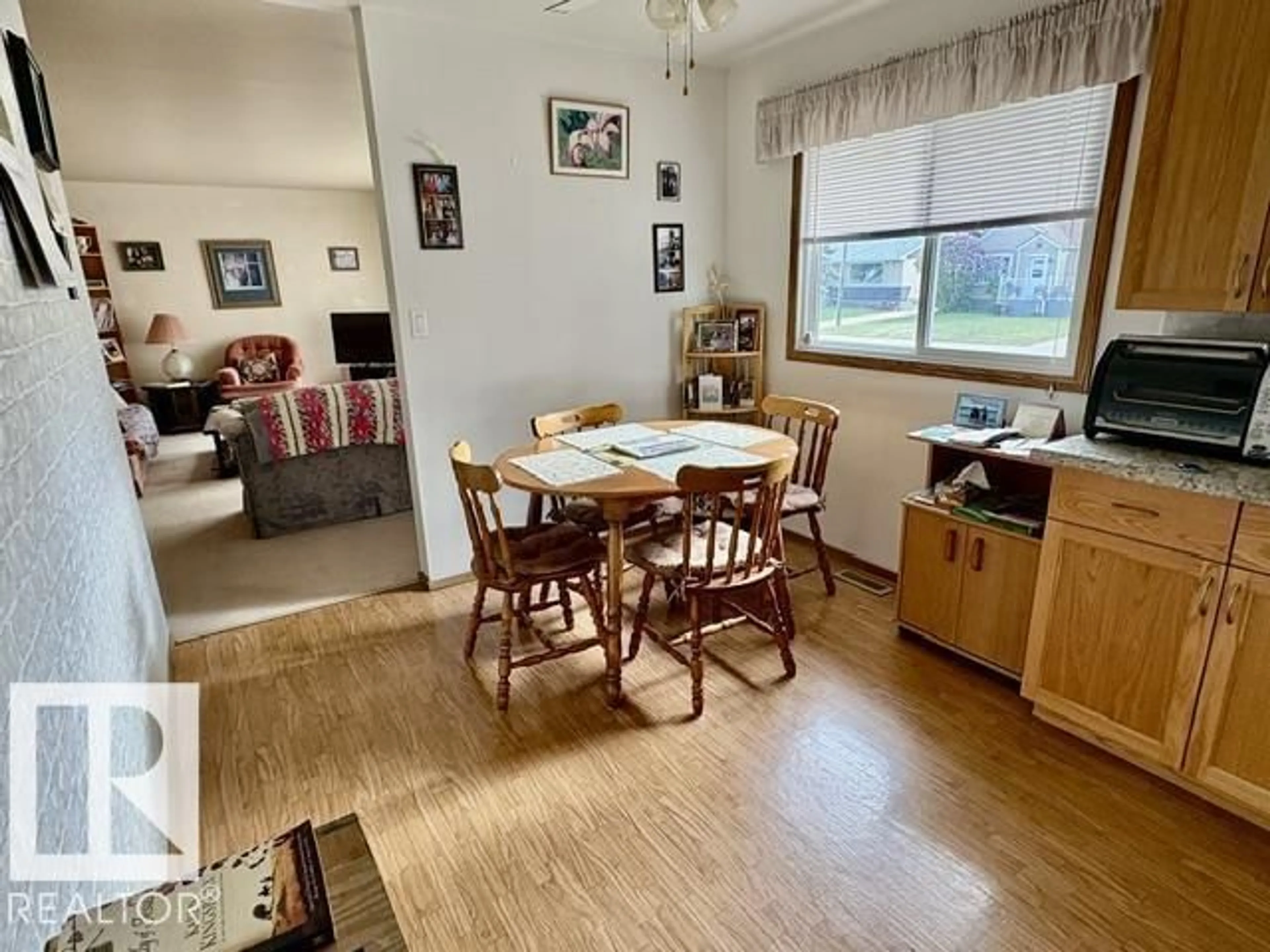 A pic of a room for 5454 46 ST, Vegreville Alberta T9C1E5