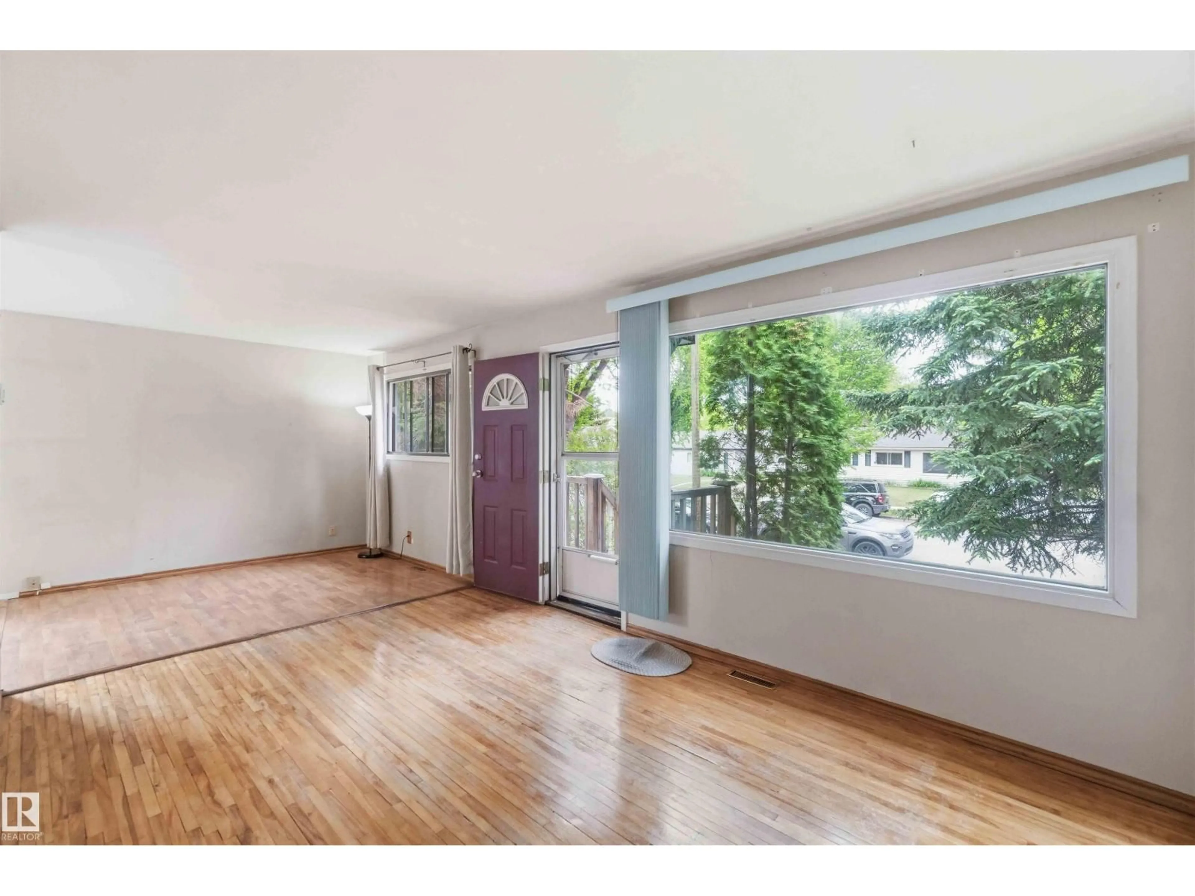 A pic of a room for 16 MICHIGAN ST, Devon Alberta T9G1H6