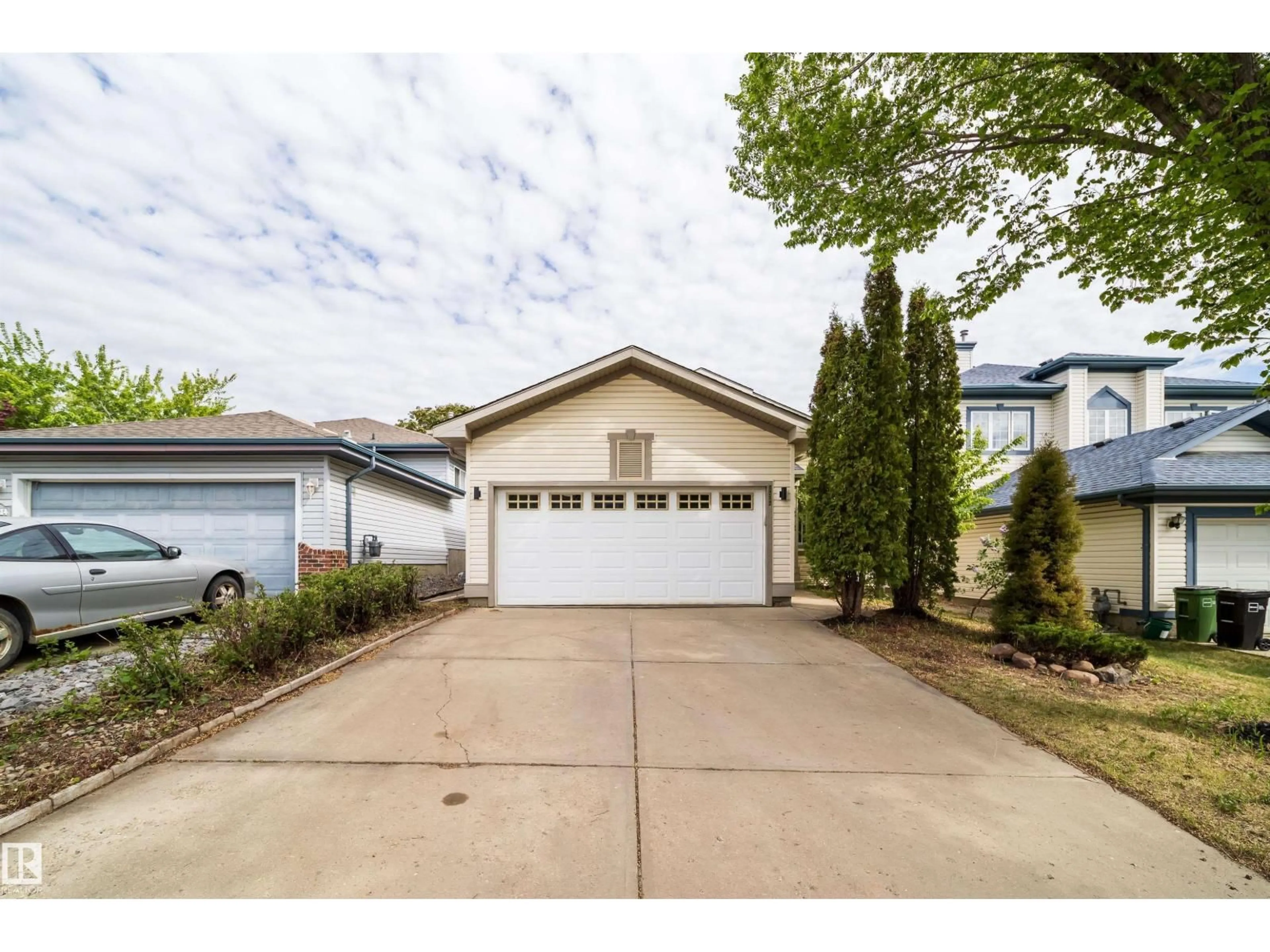 Unknown for 1212 ORMSBY LN, Edmonton Alberta T5T6R2