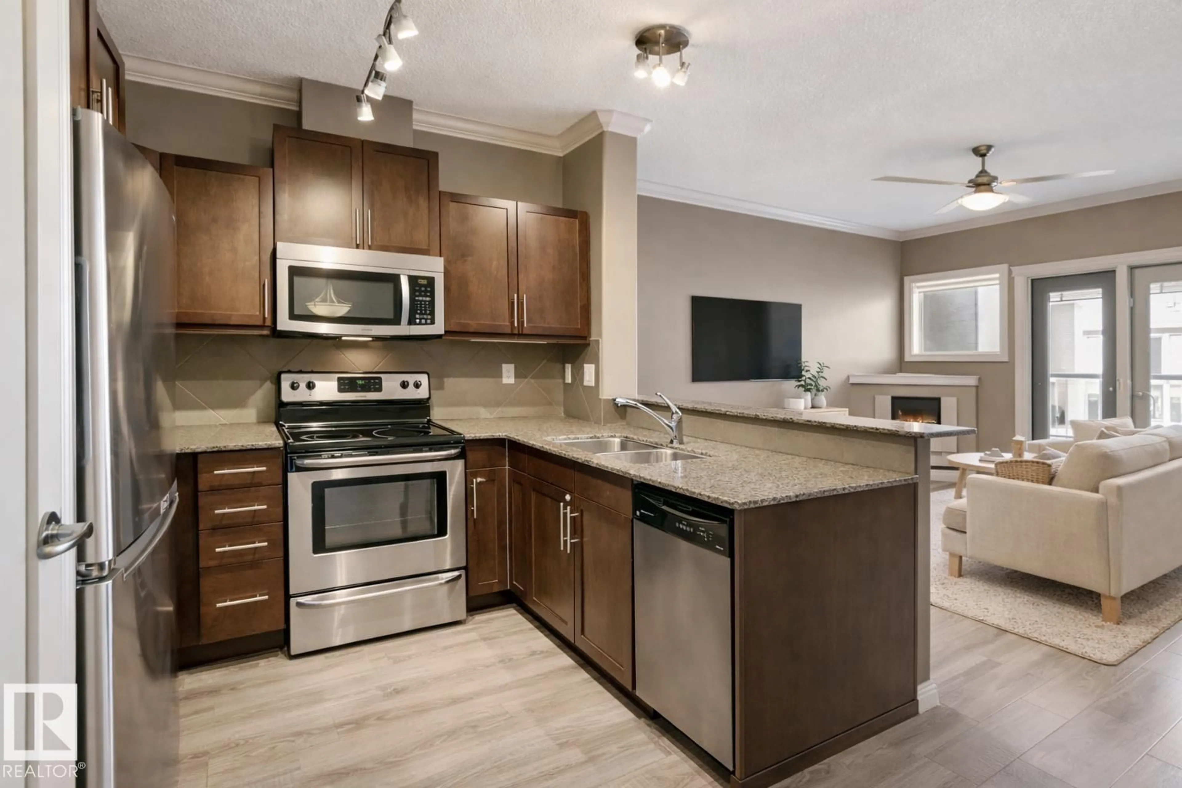 Open concept kitchen, unknown for #334 - 10121 80 AV, Edmonton Alberta T6E0B9