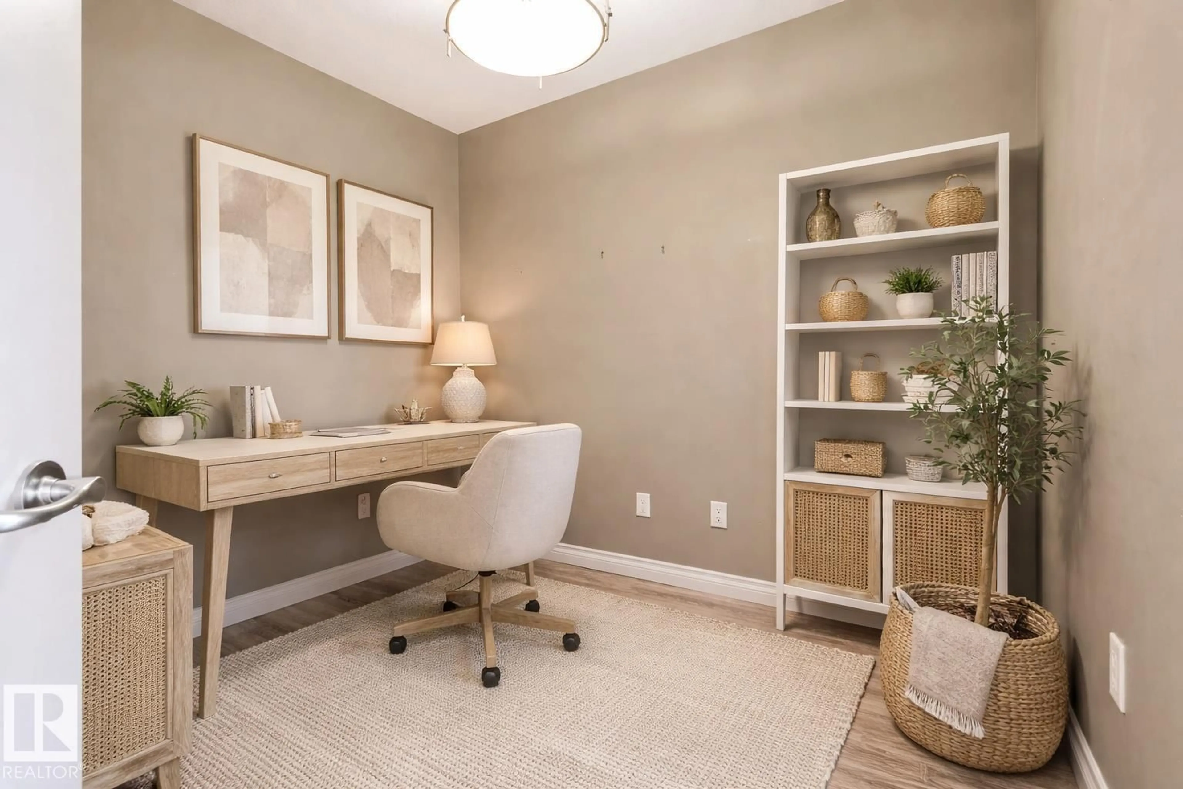 A pic of a room for #334 - 10121 80 AV, Edmonton Alberta T6E0B9