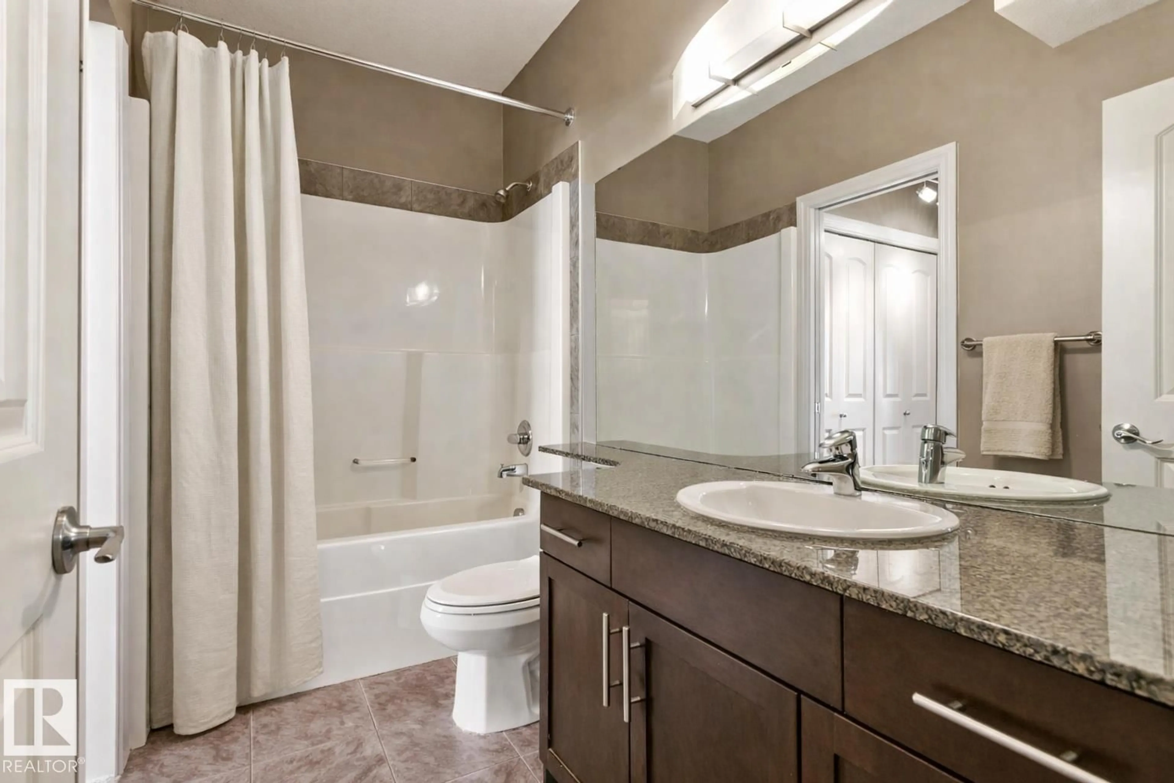 Standard bathroom, ceramic/tile floor for #334 - 10121 80 AV, Edmonton Alberta T6E0B9