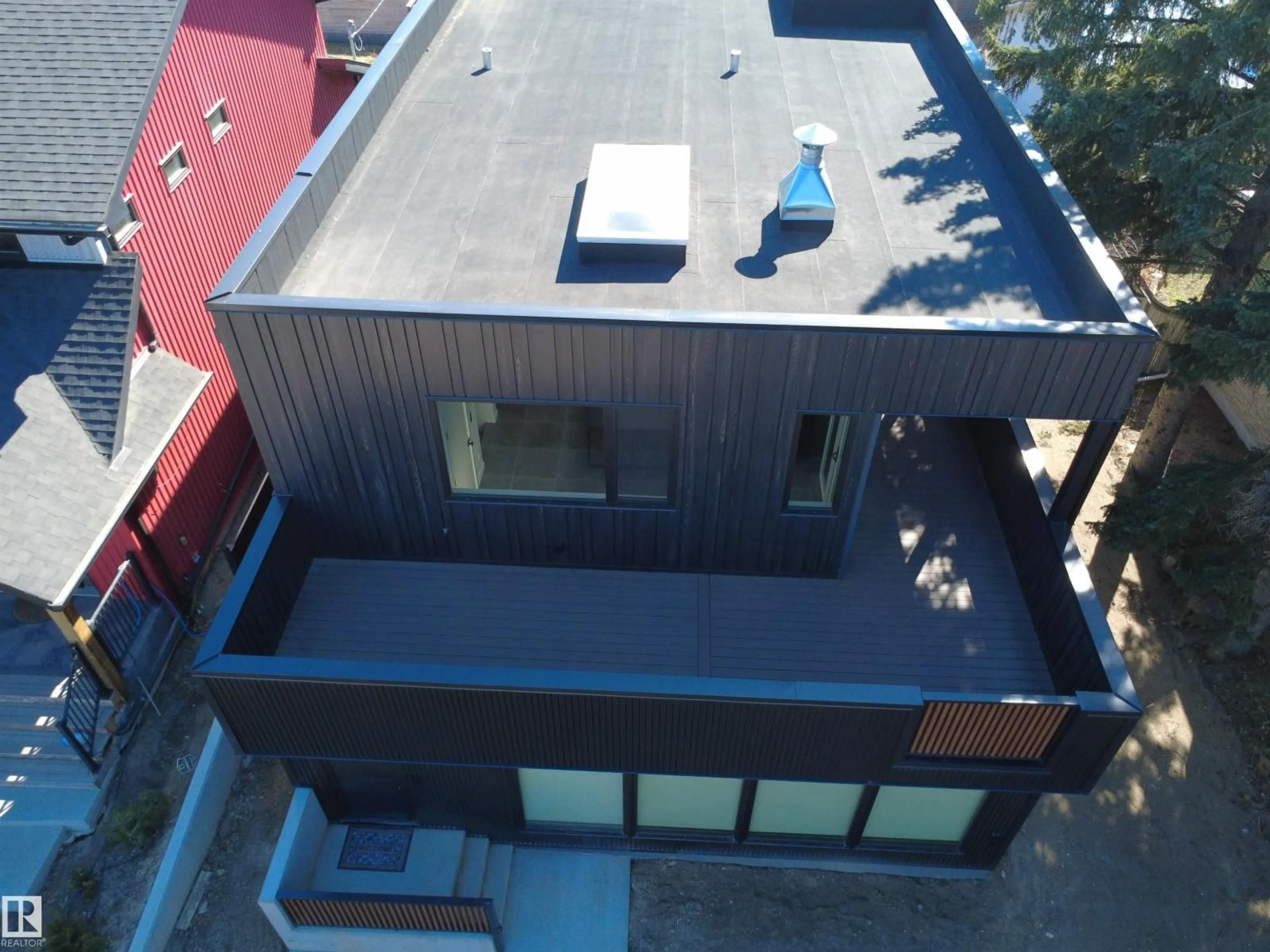 A pic from outside/outdoor area/front of a property/back of a property/a pic from drone, unknown for NW - 8815 142 ST, Edmonton Alberta T5S2H6