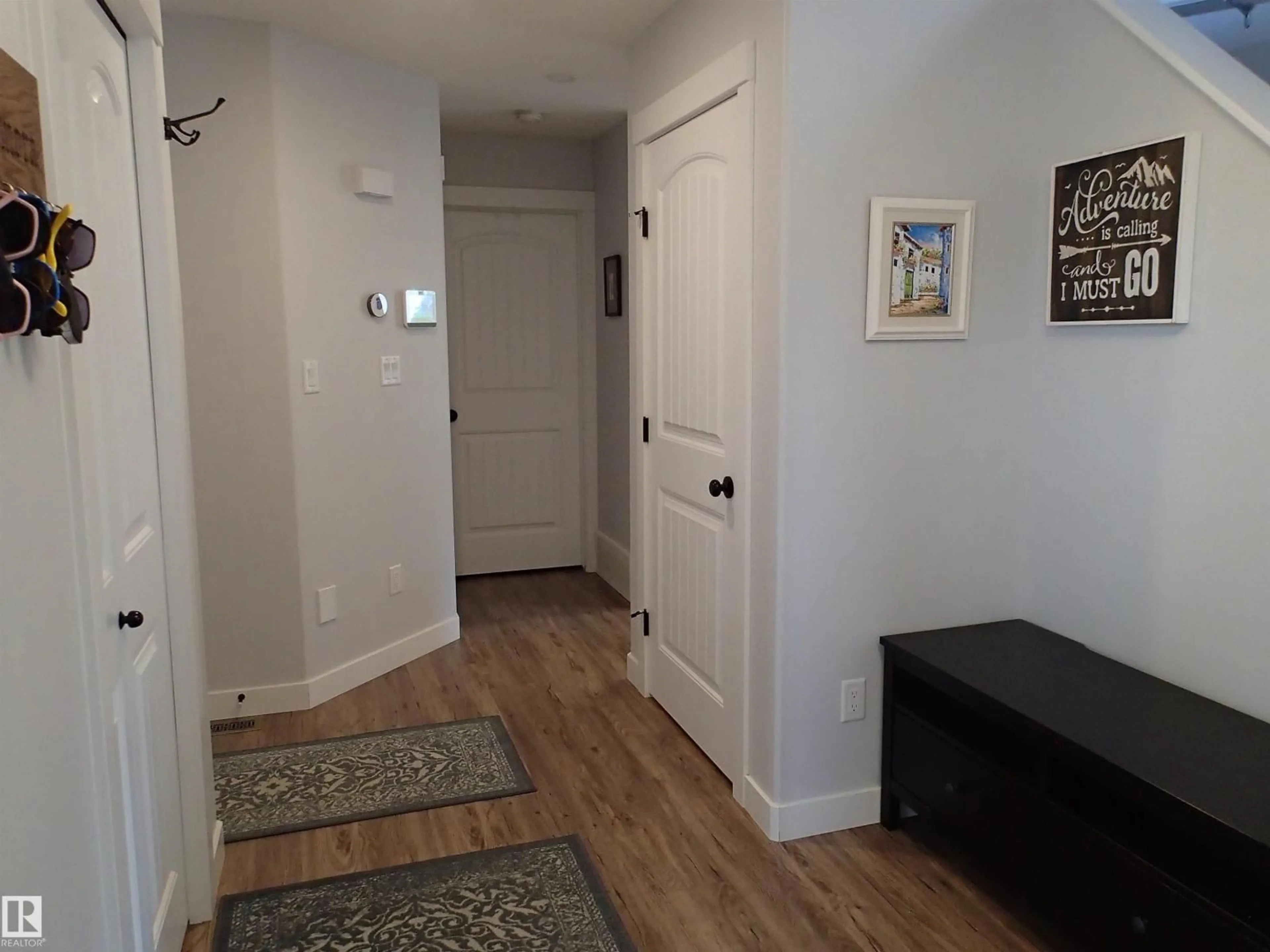 Indoor entryway for 17348 8 AV, Edmonton Alberta T6W0M9
