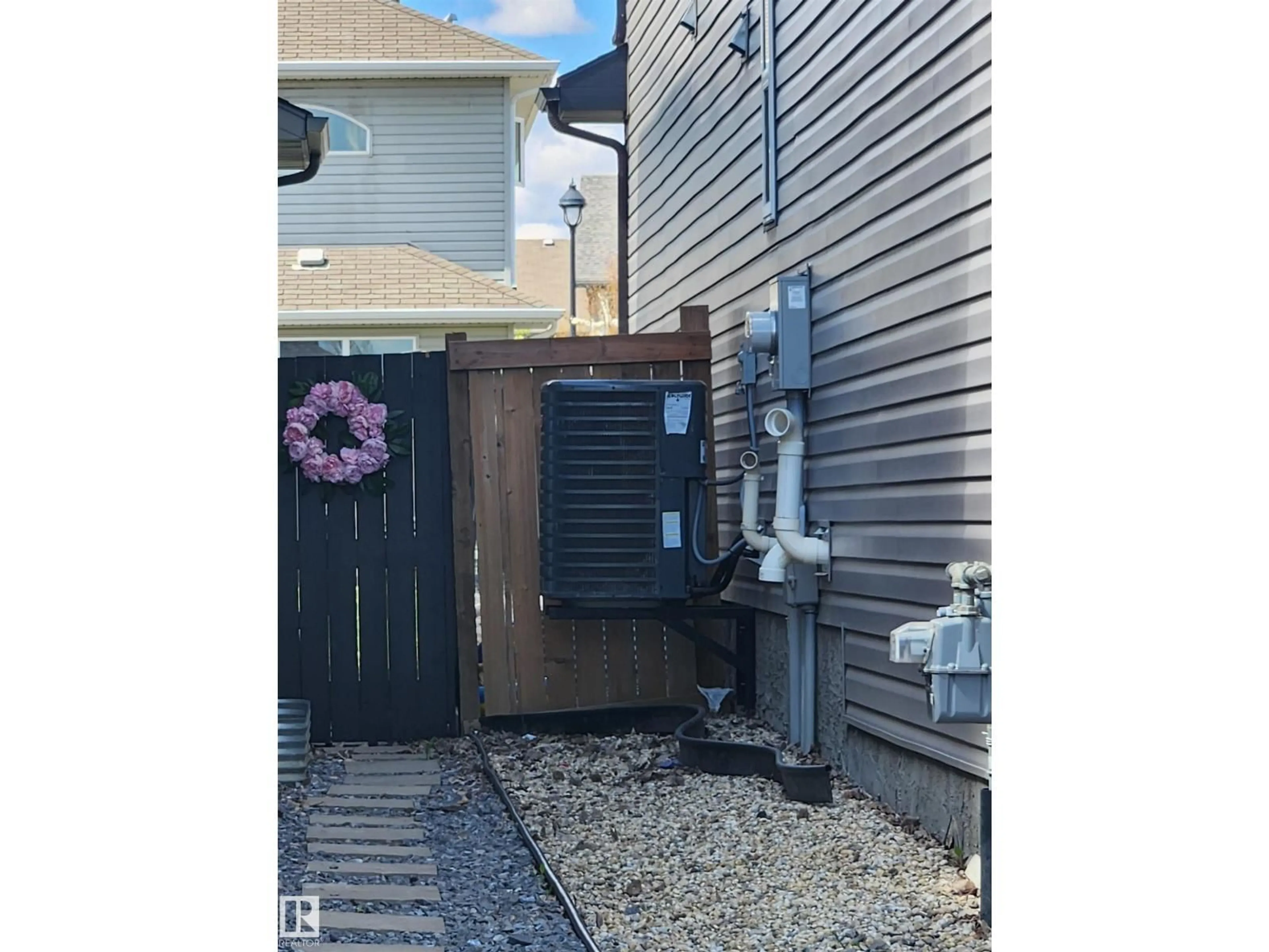 Unknown for SW - 704 172 ST, Edmonton Alberta T6W0M5