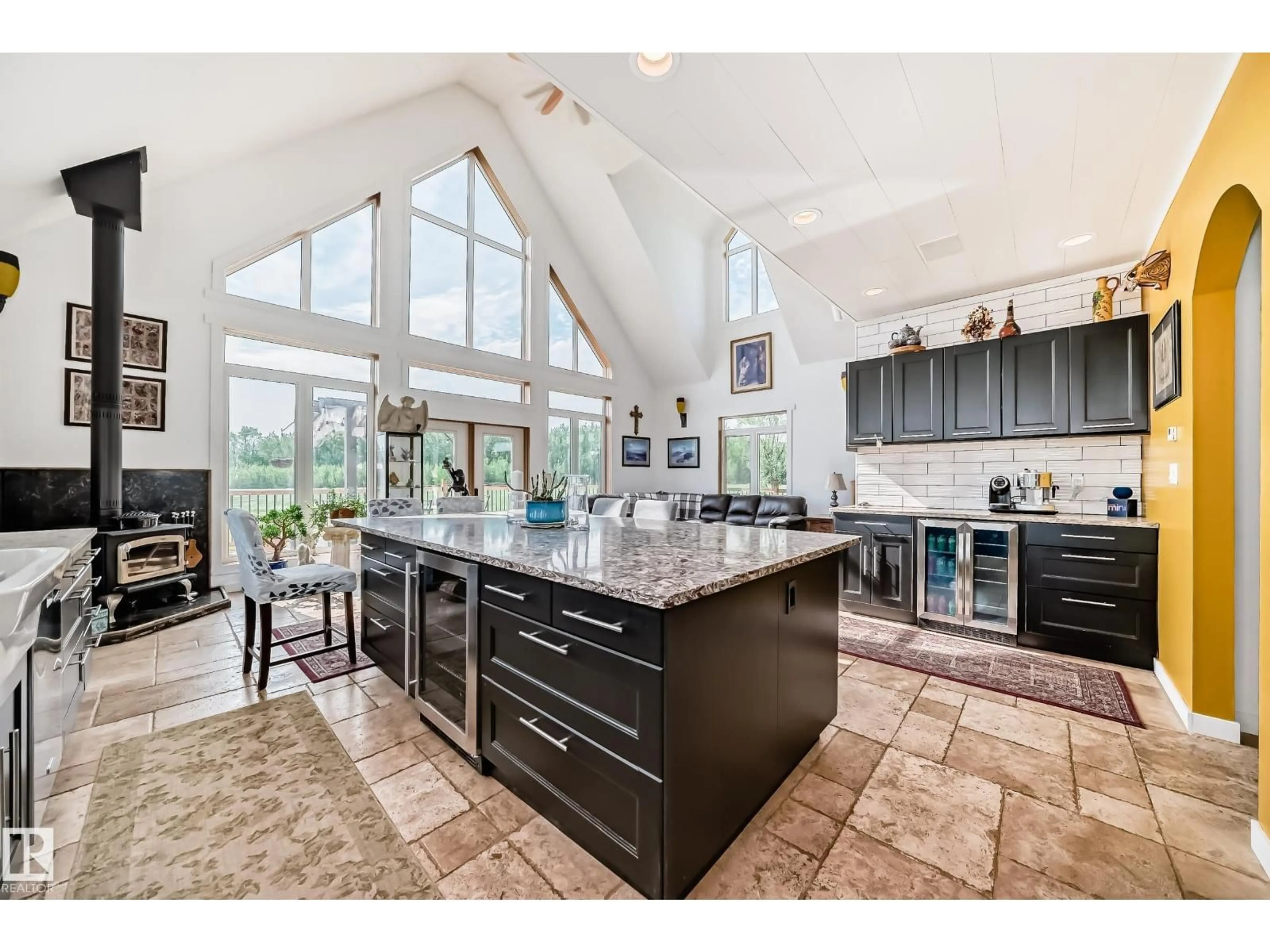 Open concept kitchen, ceramic/tile floor for 2420 TWP ROAD 555, Rural Lac Ste. Anne County Alberta T0E1J0