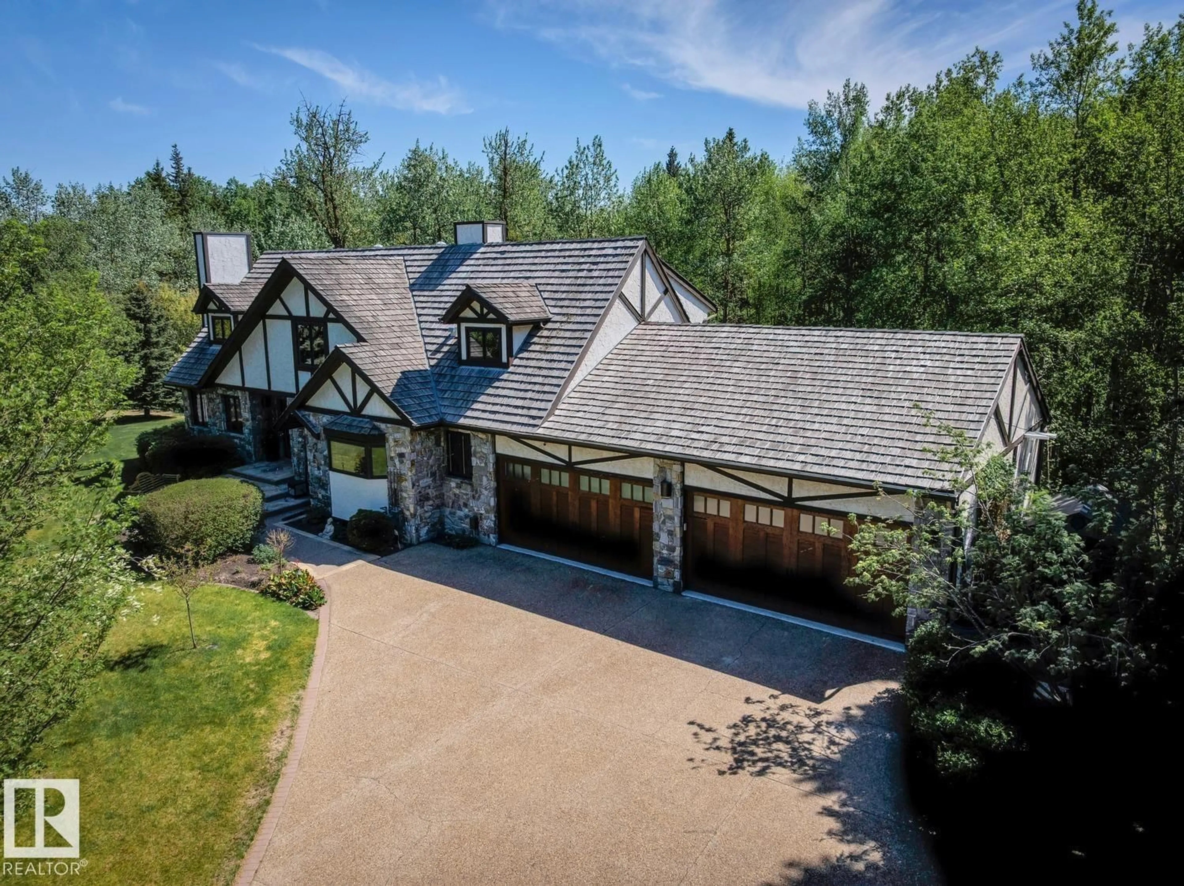 A pic from outside/outdoor area/front of a property/back of a property/a pic from drone, unknown for 49 RGE ROAD 231 RGE ROAD, Rural Strathcona County Alberta T8B1A6