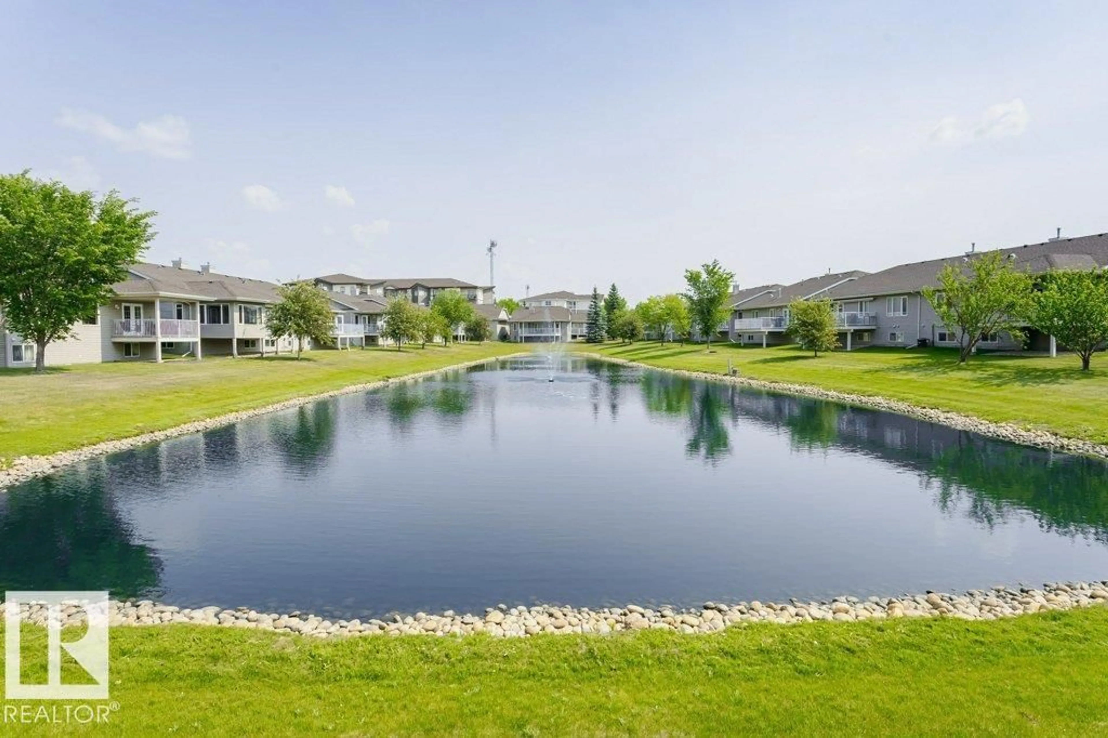 Pool for 8602 - 53 SOUTHFORT DR, Fort Saskatchewan Alberta T8L4R7