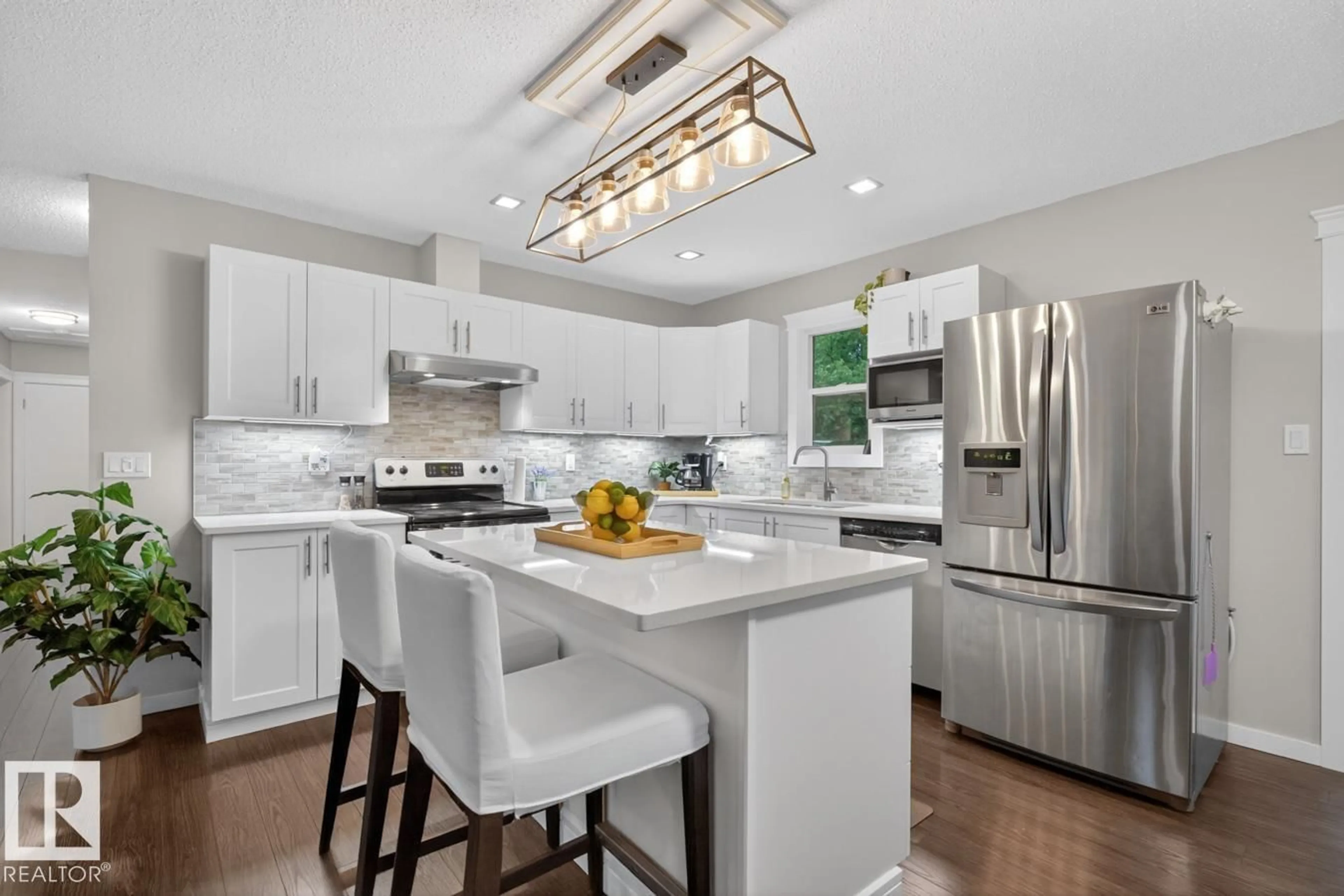 Open concept kitchen, unknown for 51520 - 13 RR 200A RR, Rural Beaver County Alberta T0B4J1