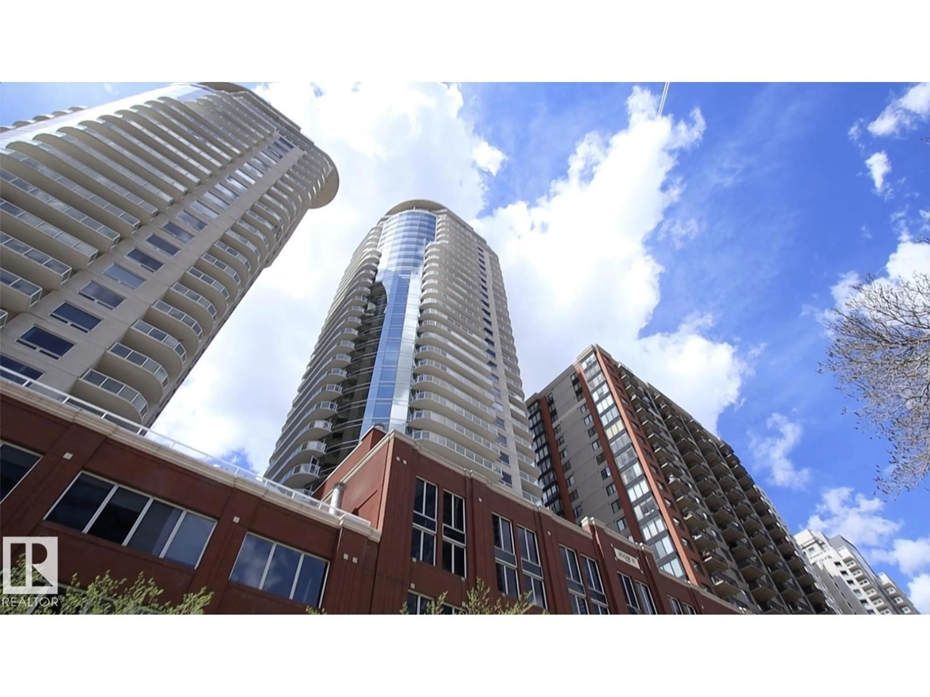 Unknown for 10152 - 2004 104 ST, Edmonton Alberta T5J0B6