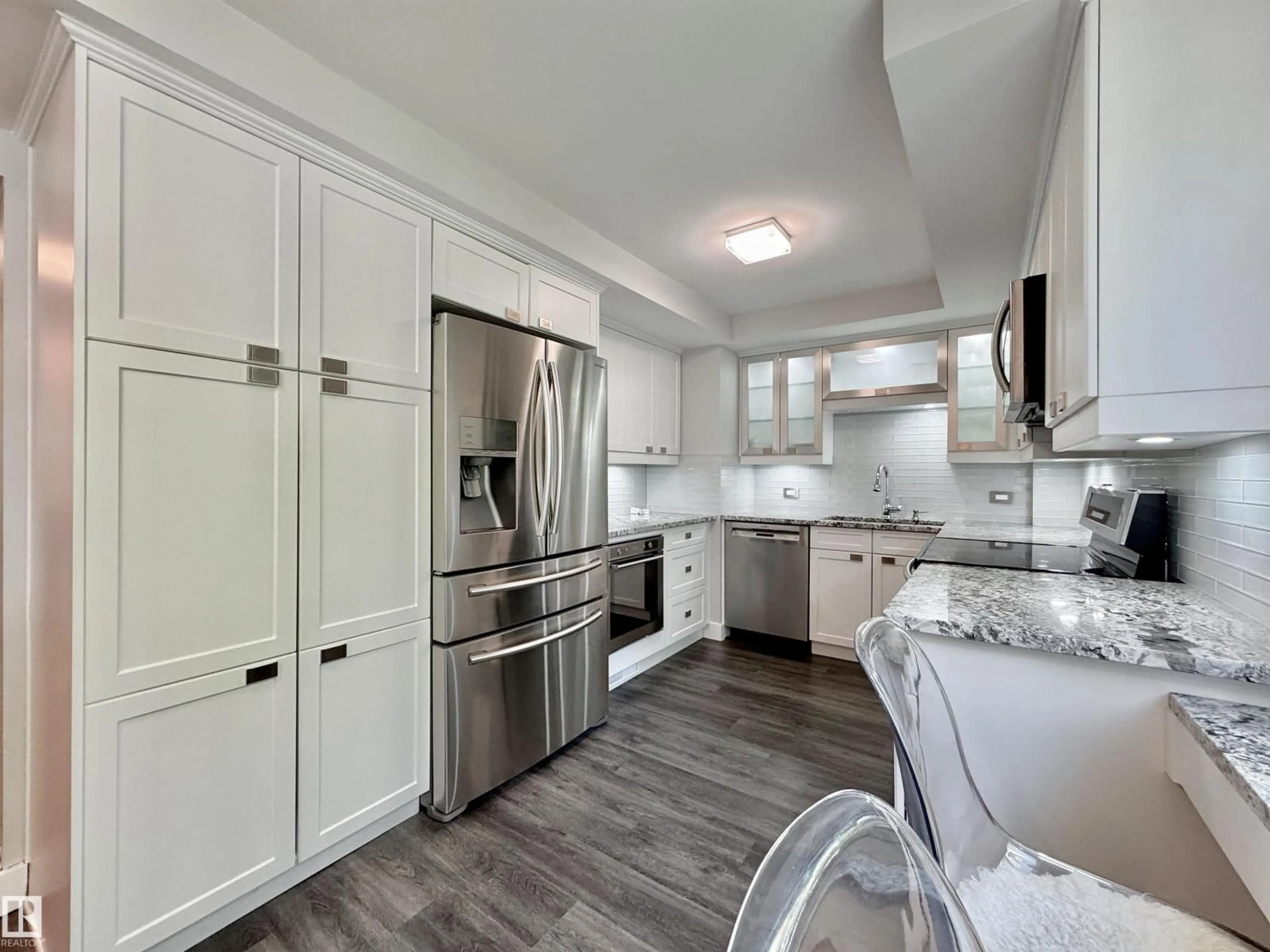 Contemporary kitchen, ceramic/tile floor for #201 - 10010 119 ST, Edmonton Alberta T5K1Y8